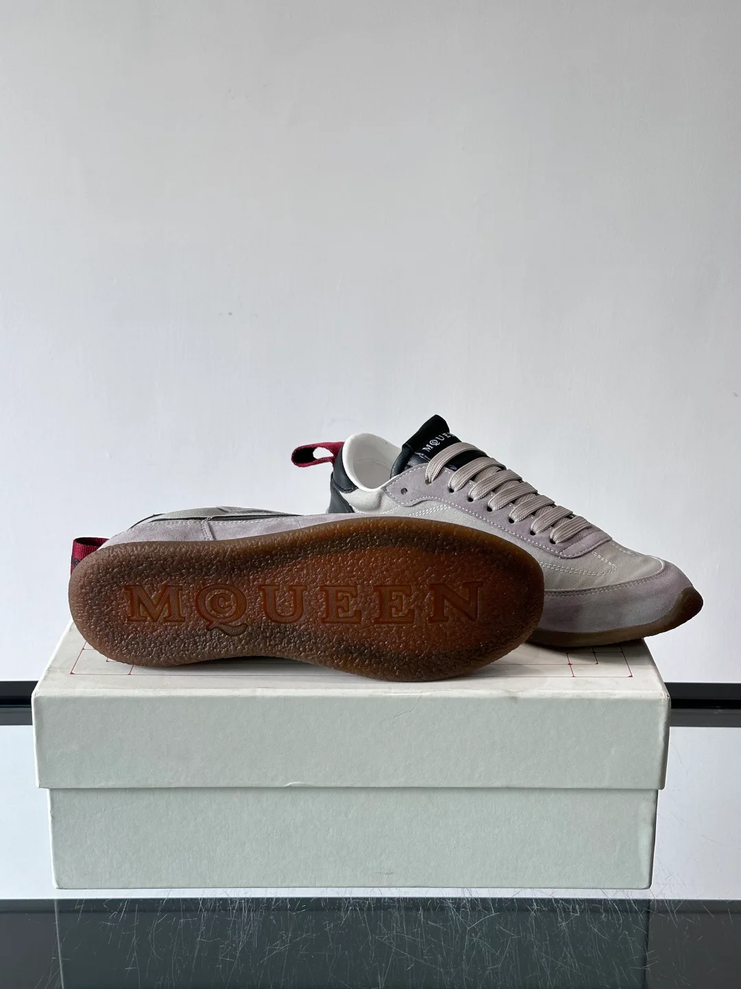 Кроссовки Женские Alexander Mcqueen 11228434