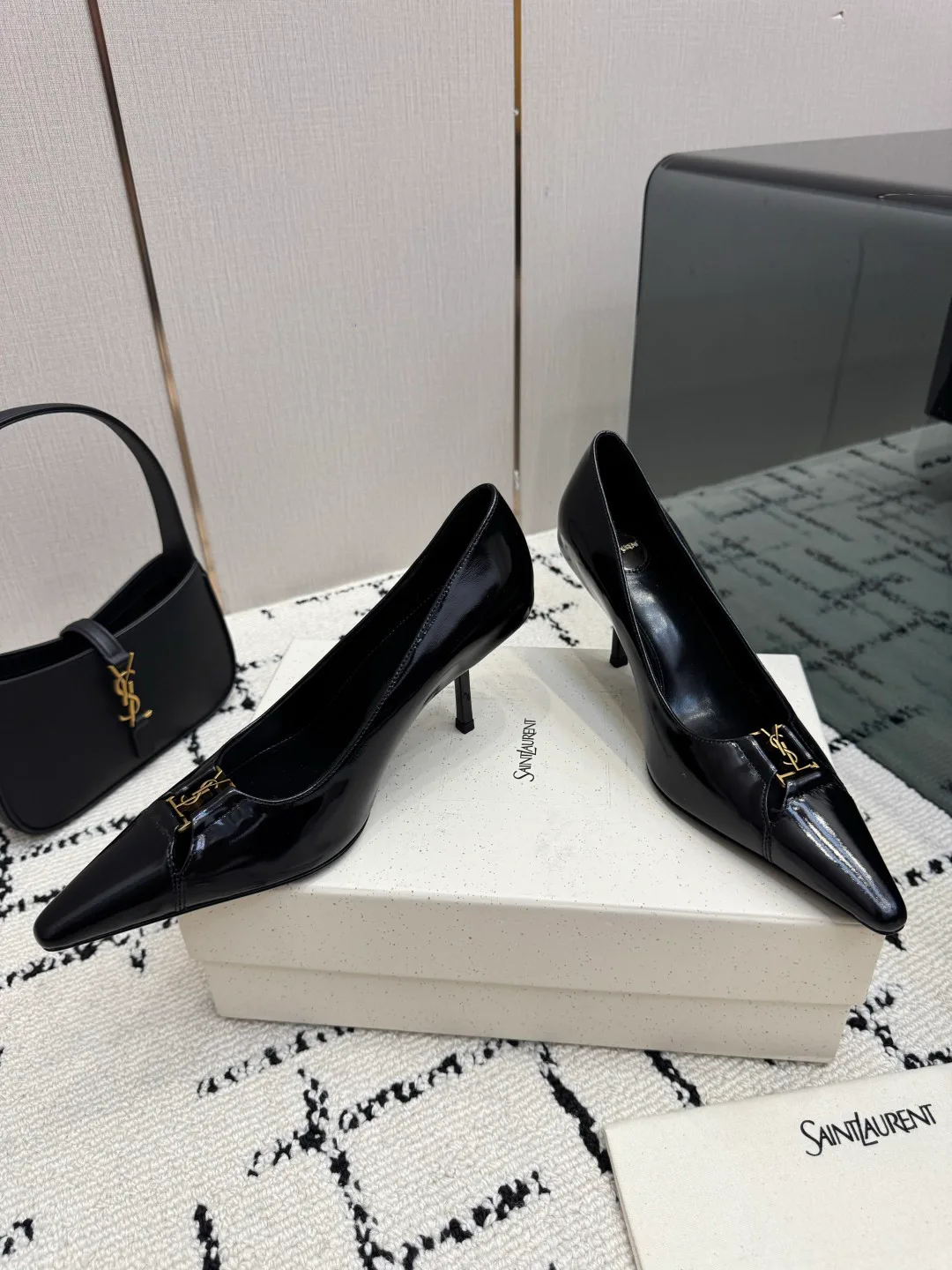 Туфли Женские Saint Laurent 18237771