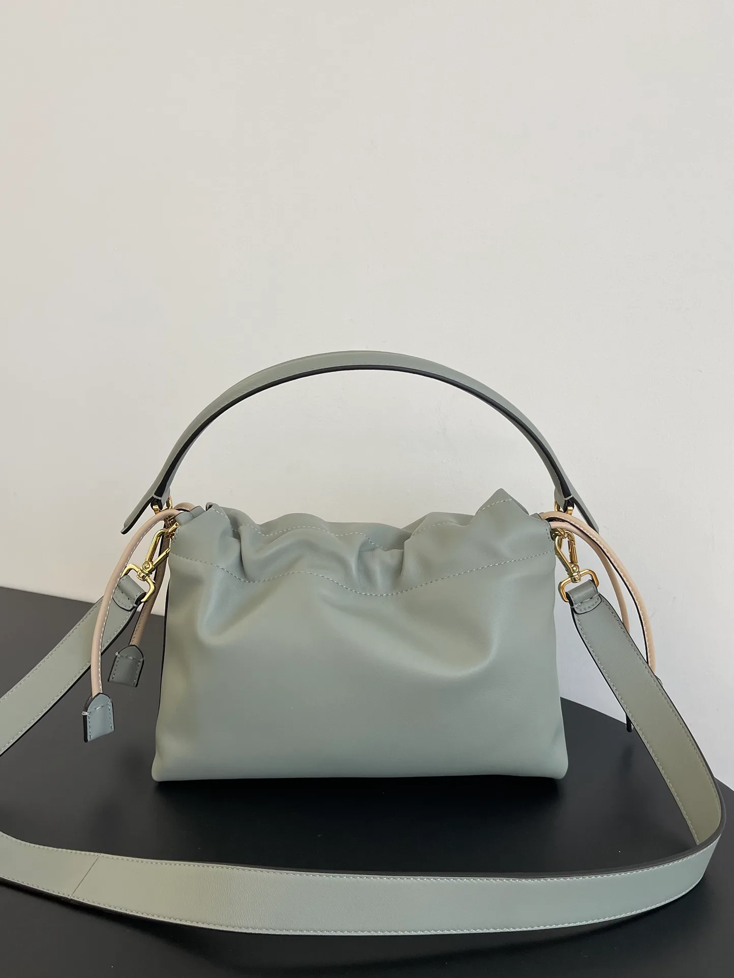 Классические Сумки Женские Fendi 13546221