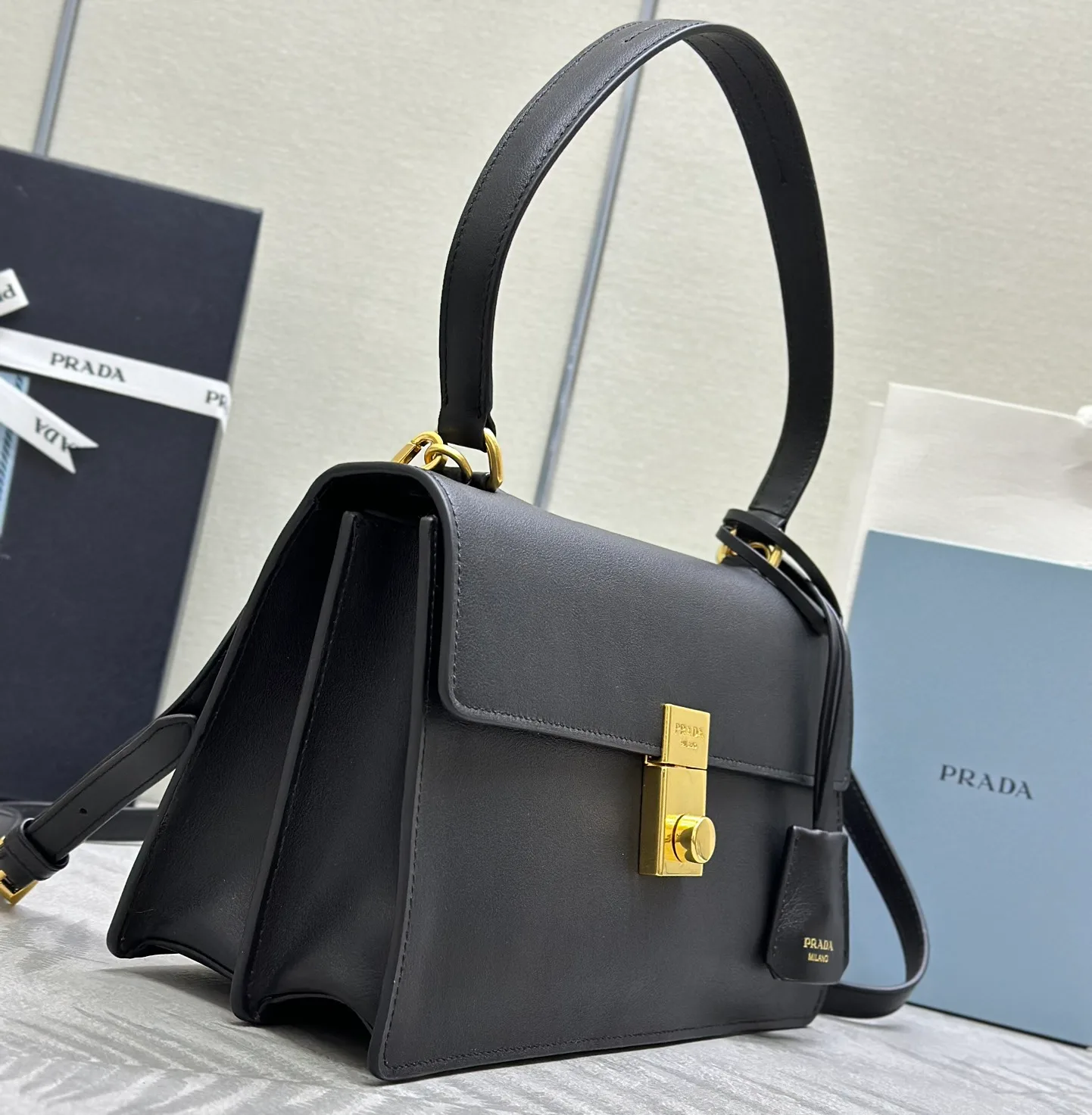 Сумки На Ремне Женские Prada 11462444