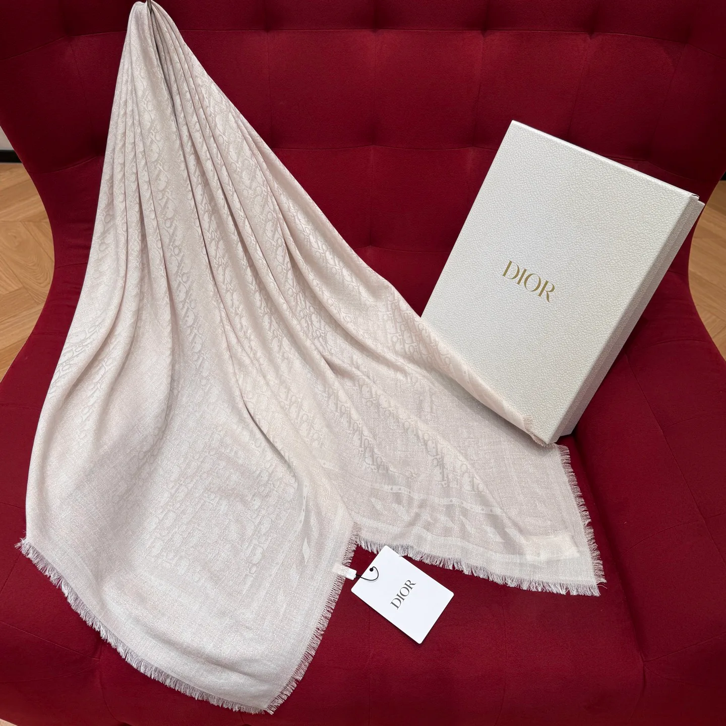 Шарфы Christian Dior 18114583