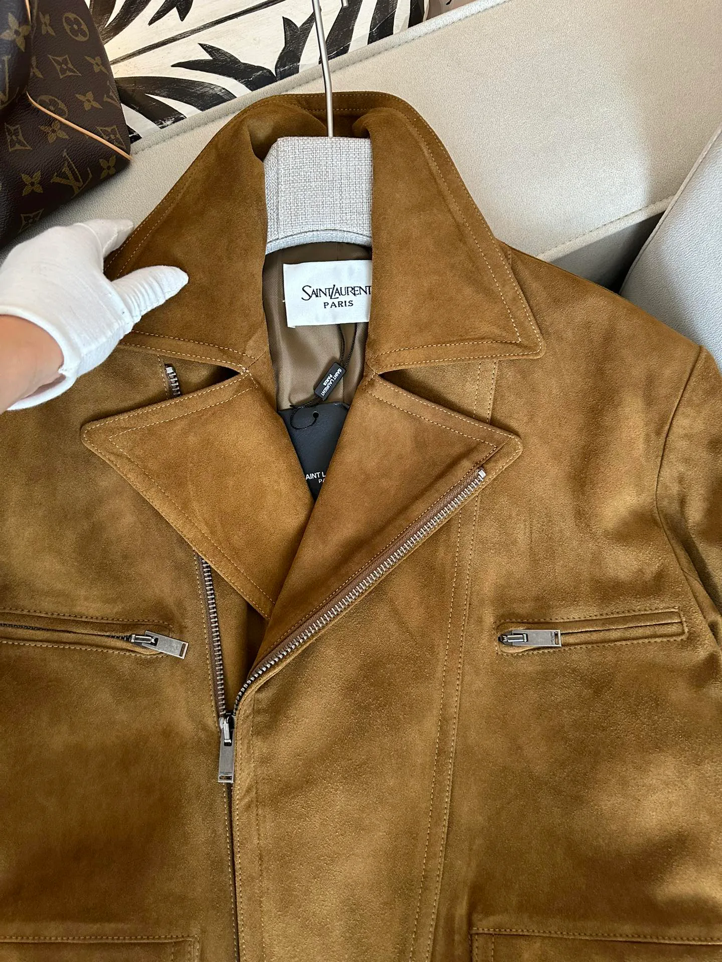 Кожаные Куртки И Дублёнки Женские Saint Laurent 11786232