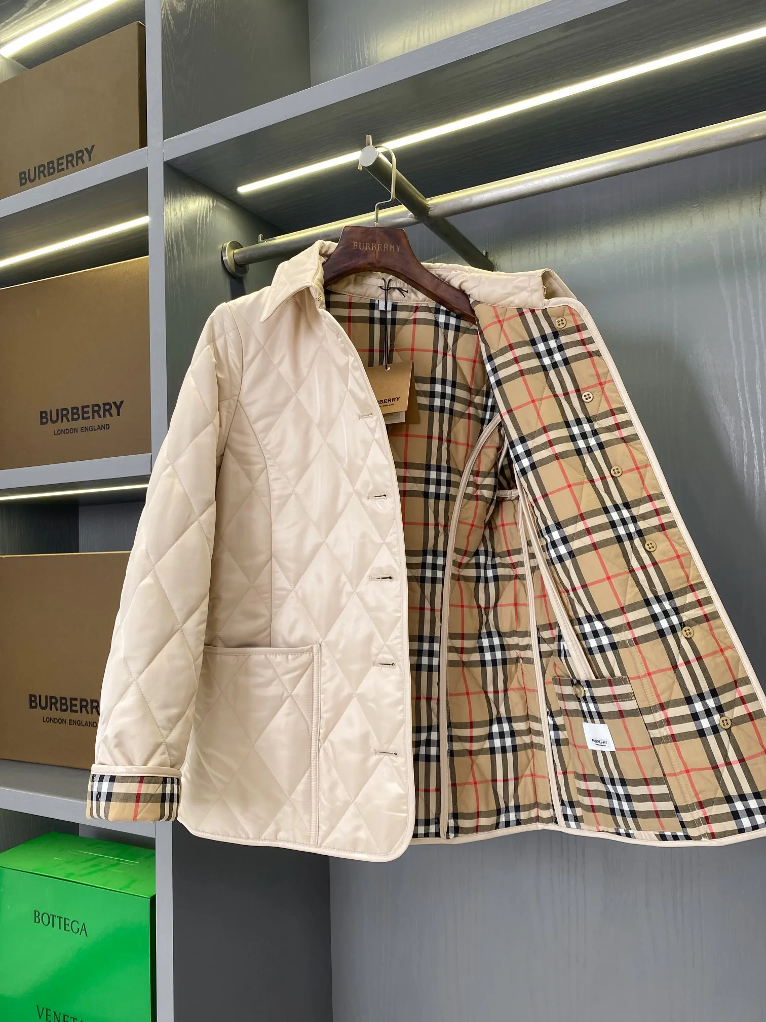 Куртки И Пуховики Женские Burberry 18903184