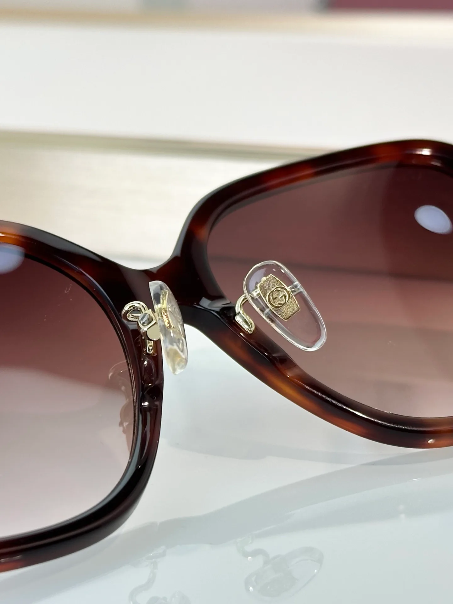 Очки Gucci 11687800