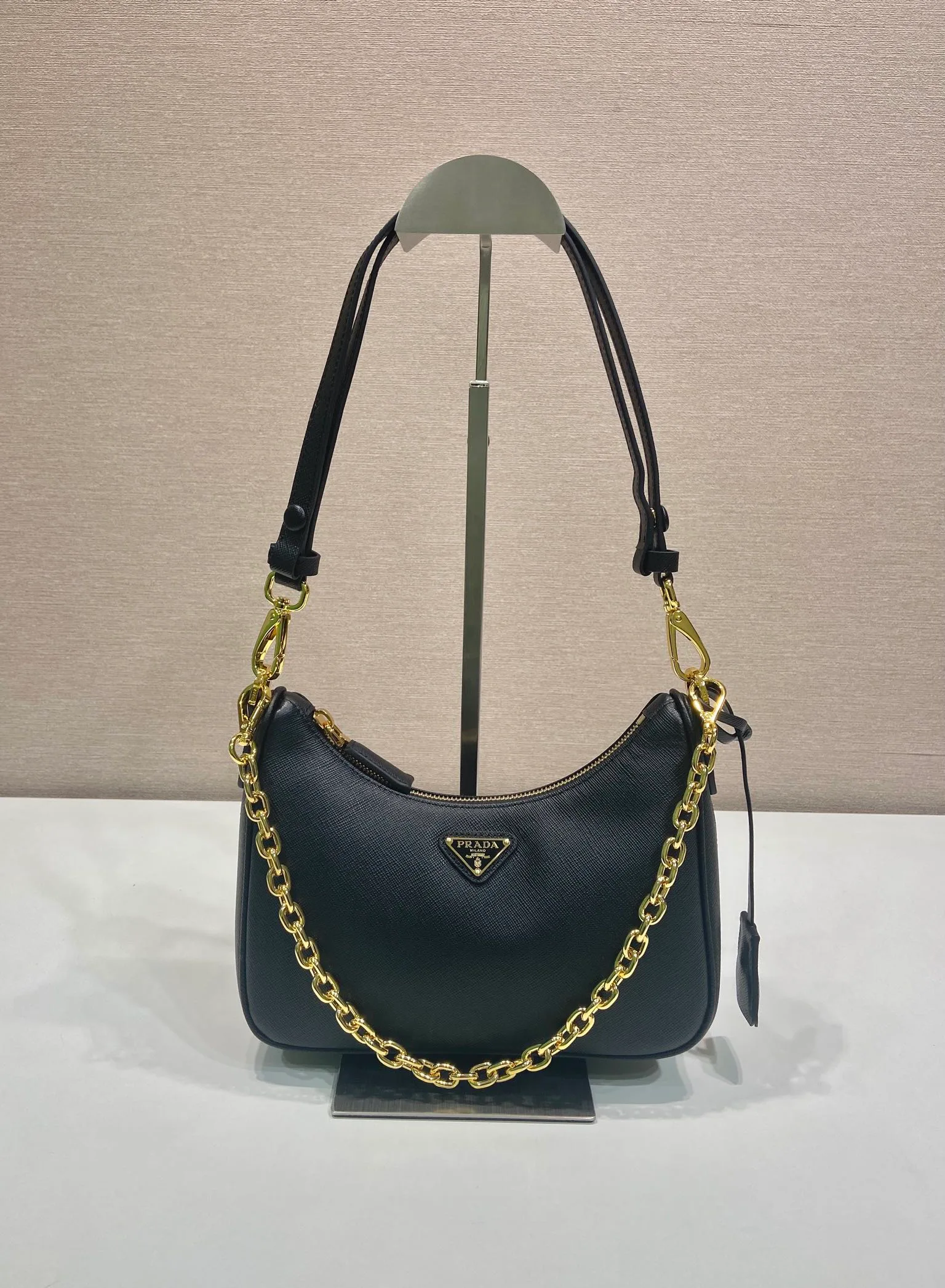Классические Сумки Женские Prada 10000401