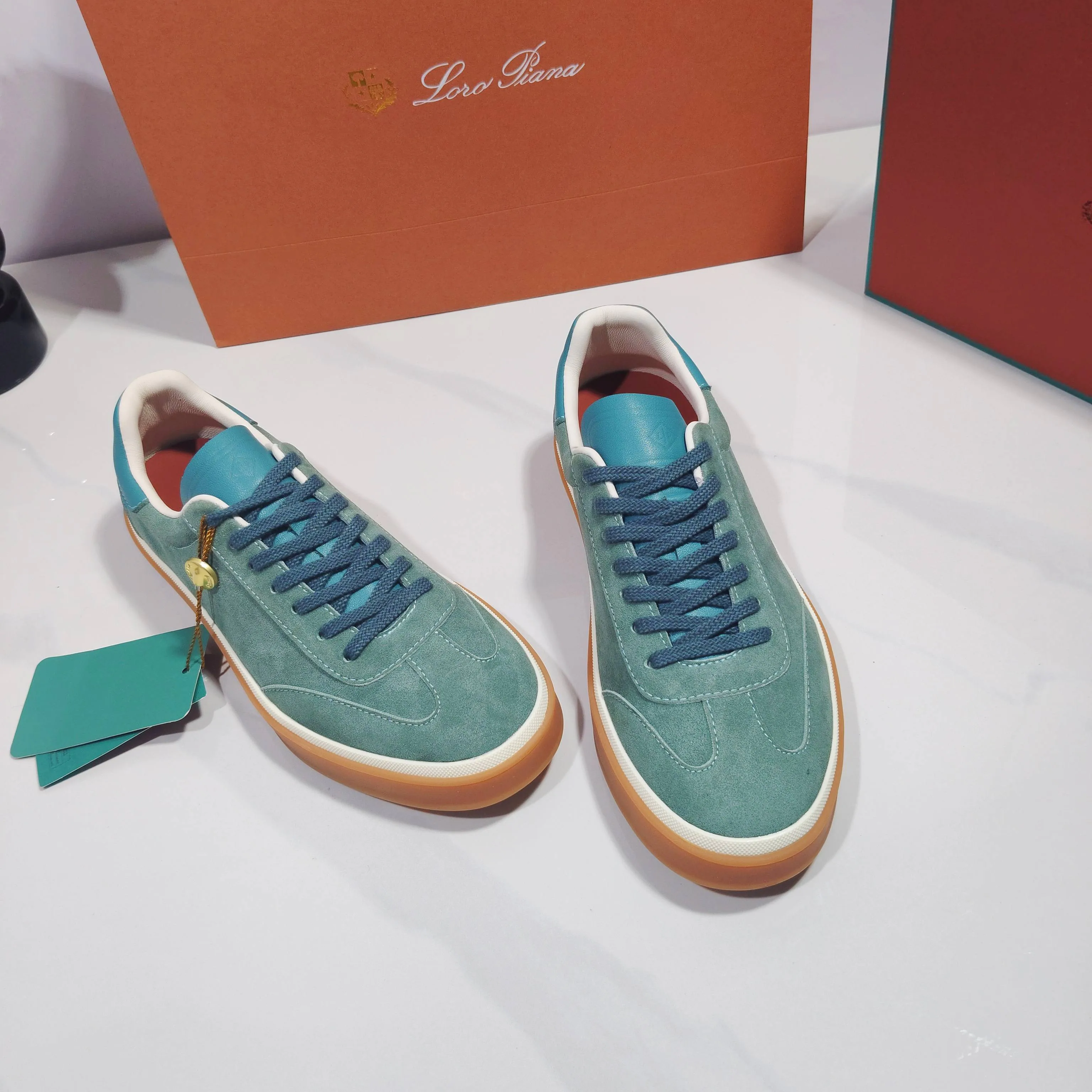 Кроссовки Женские Loro Piana 17961970