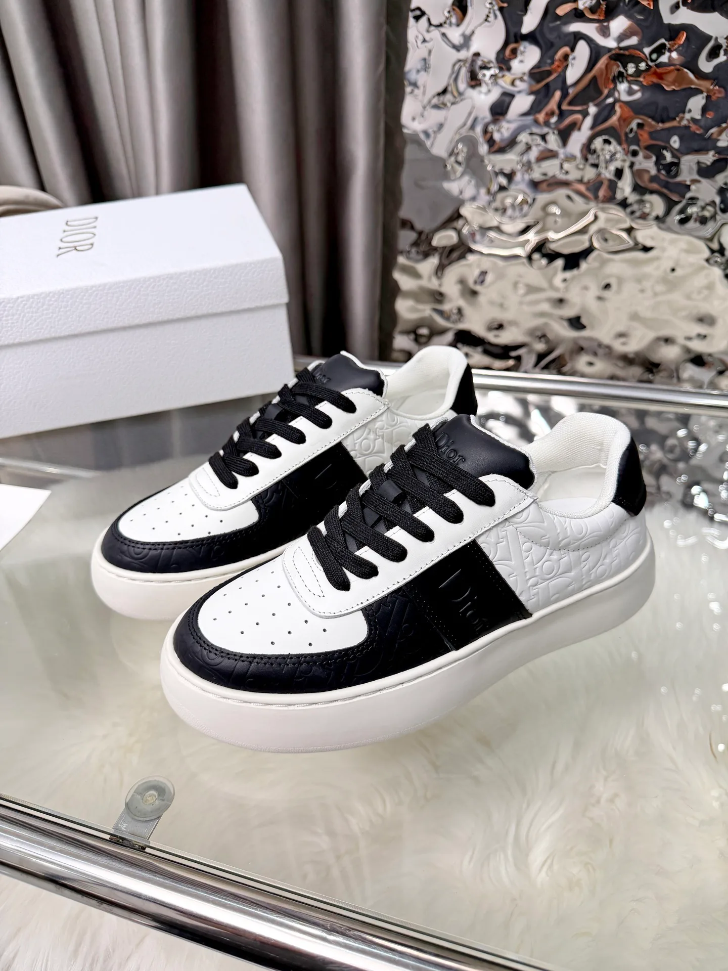 Кроссовки Женские Christian Dior 18366786