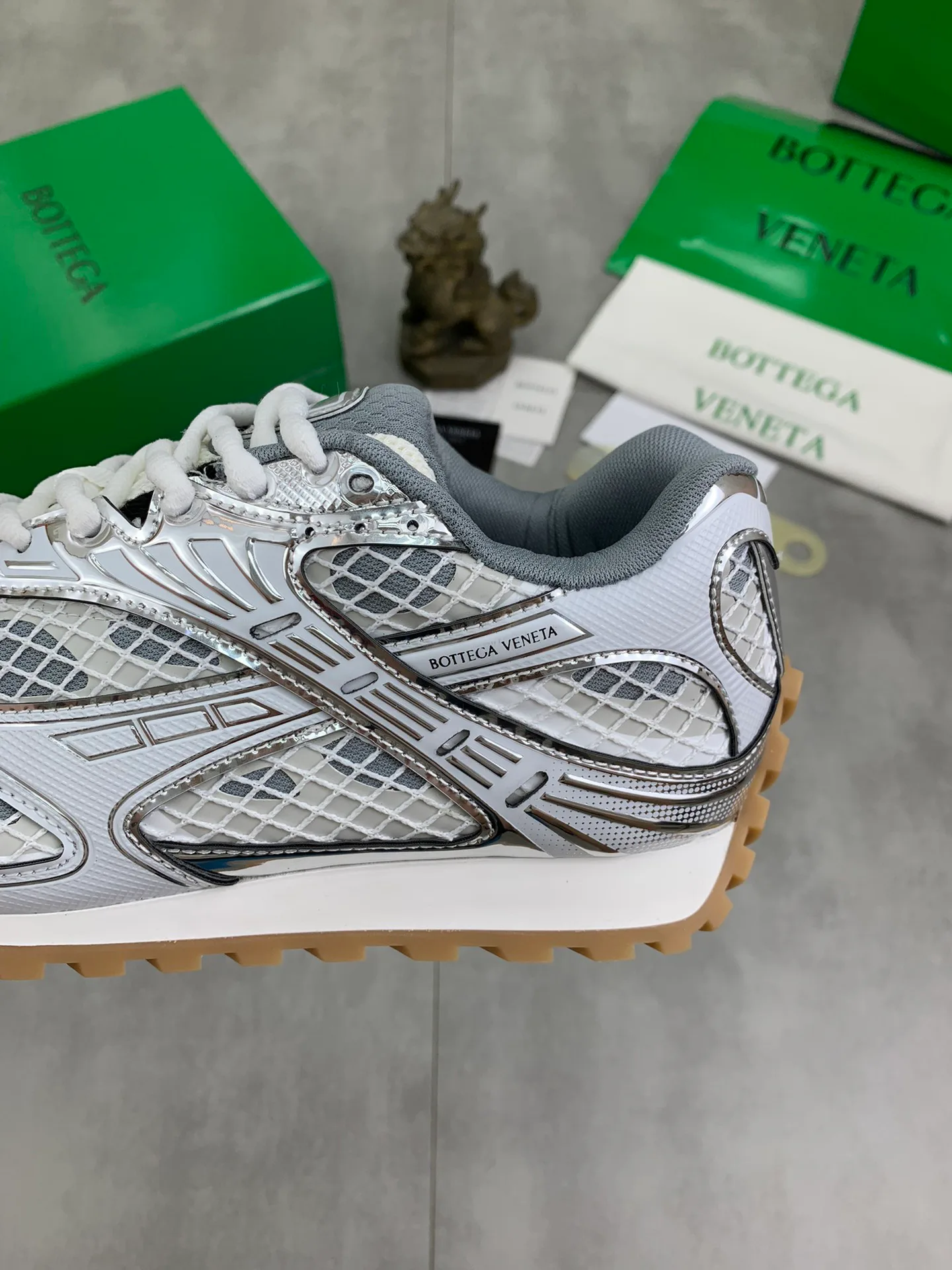 Кроссовки Женские Bottega Veneta 18365163