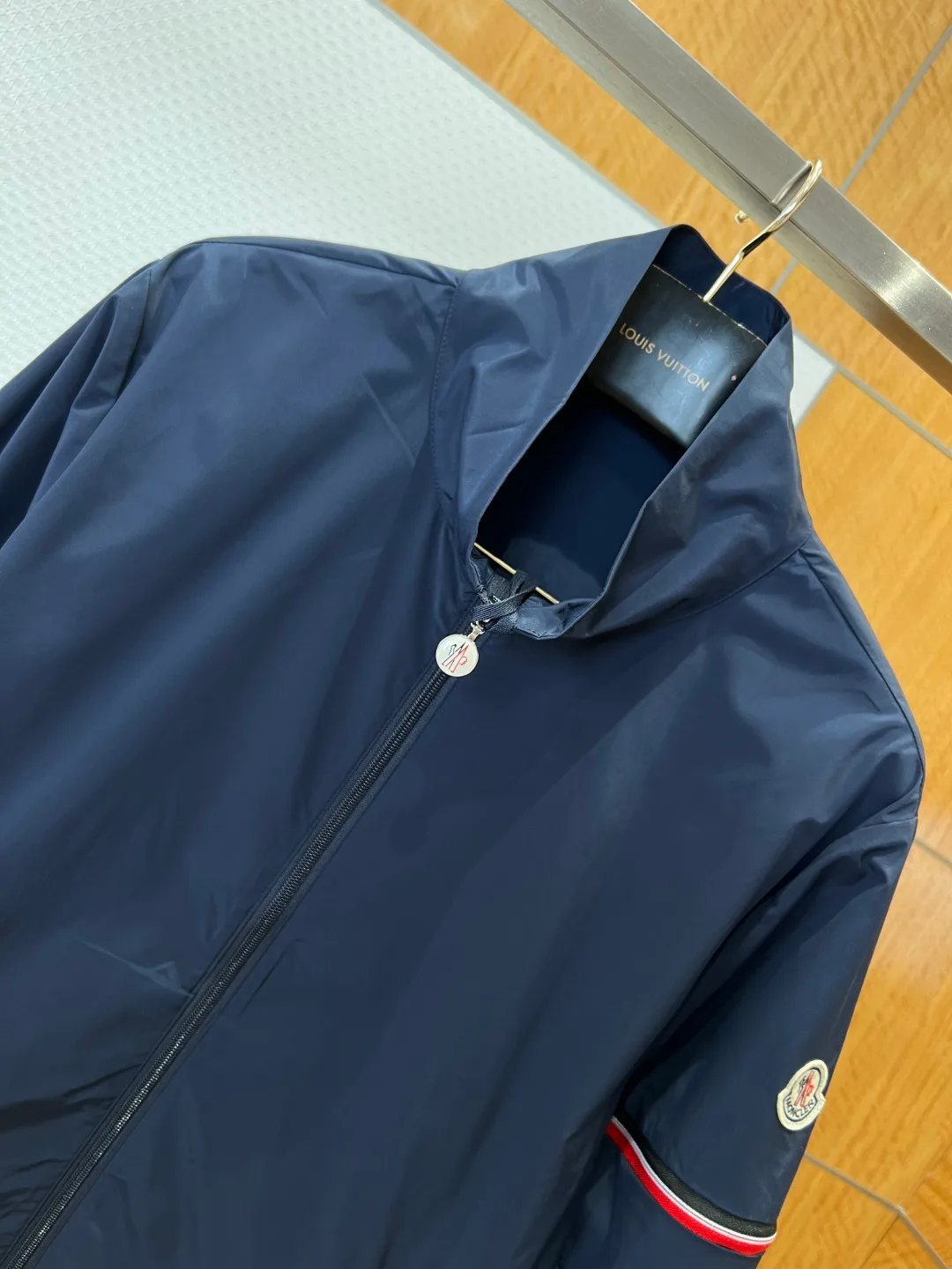 Куртки И Пуховики Мужские Moncler 12361126