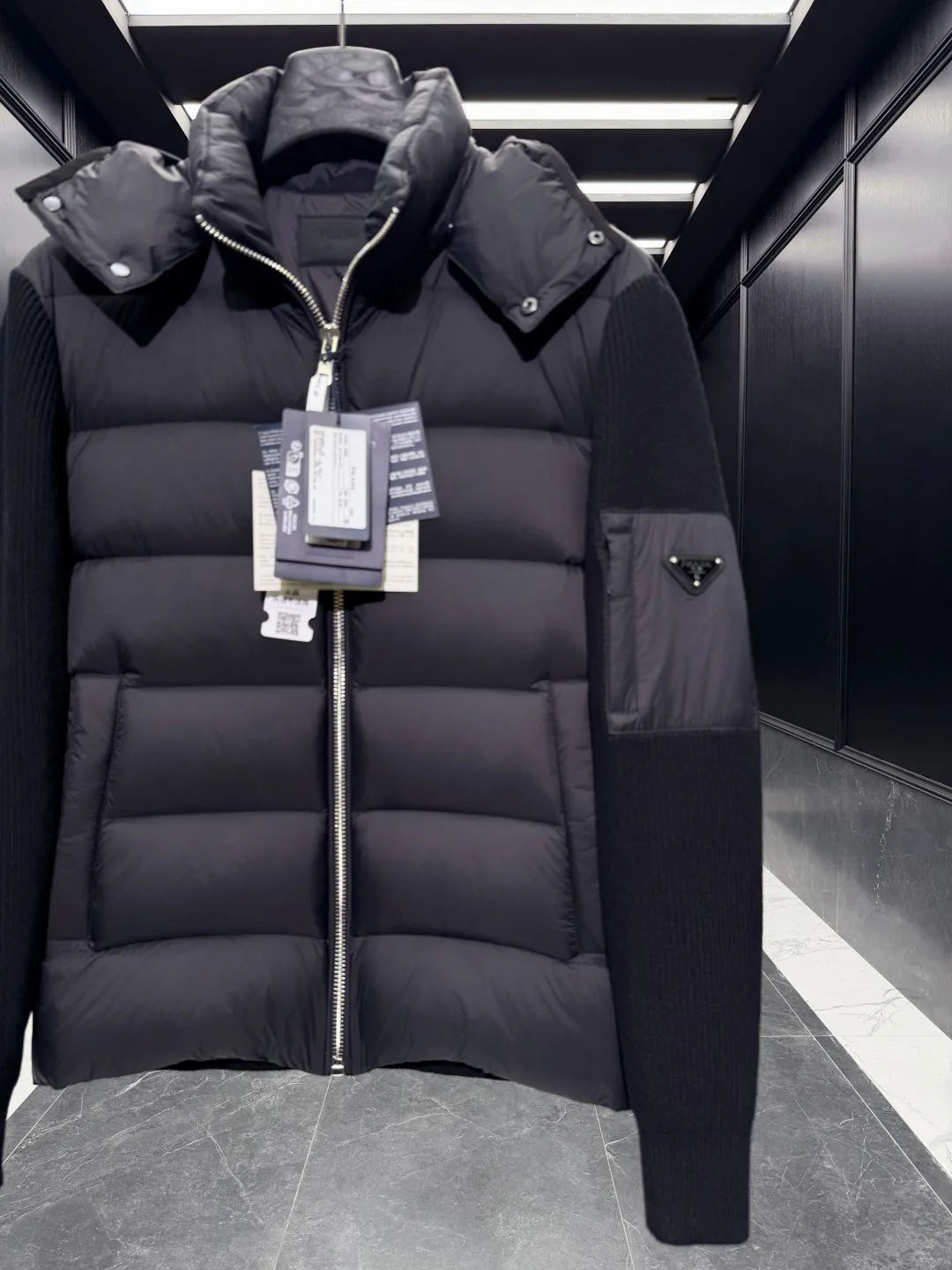 Куртки И Пуховики Женские Prada 18416871