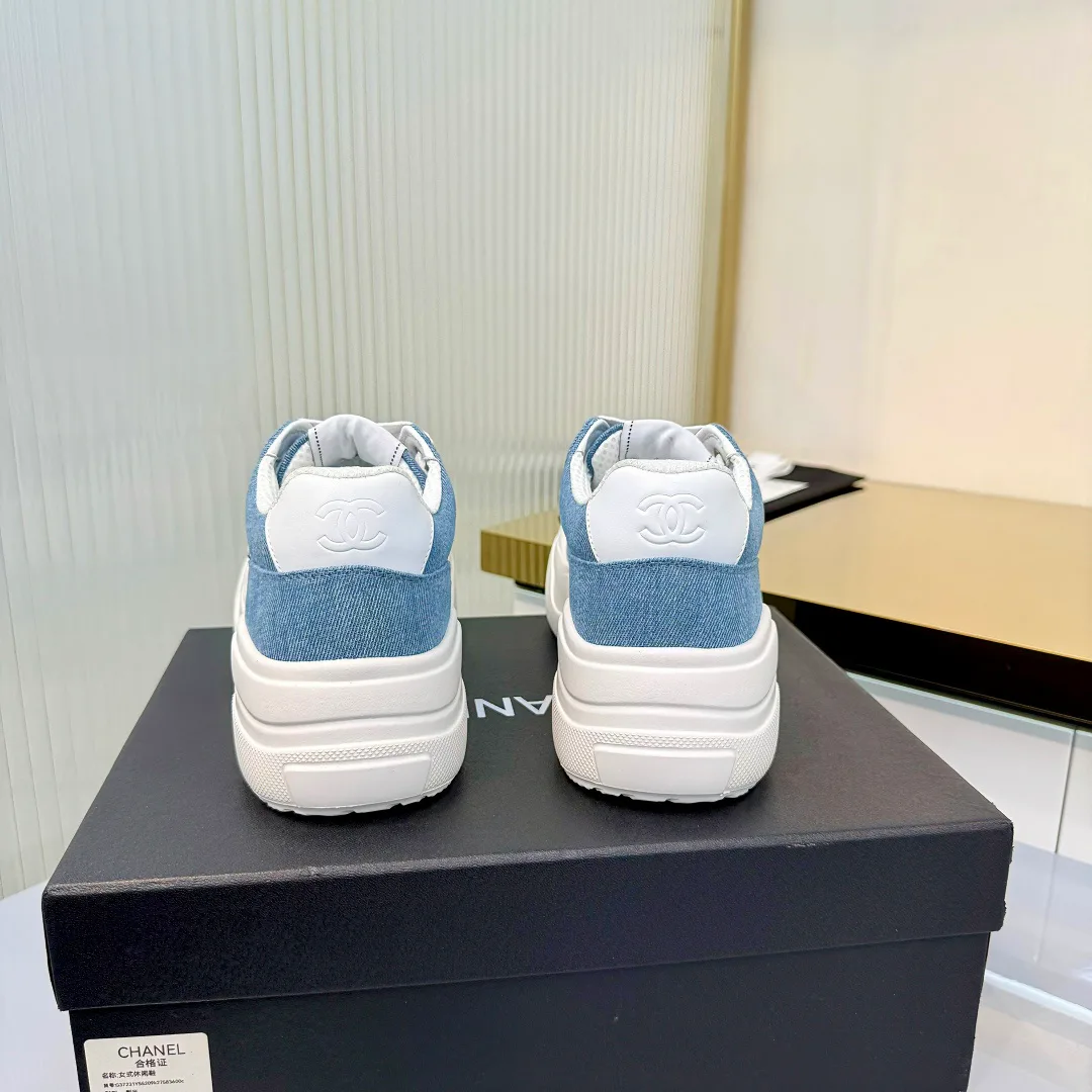 Кроссовки Женские Chanel 11396573