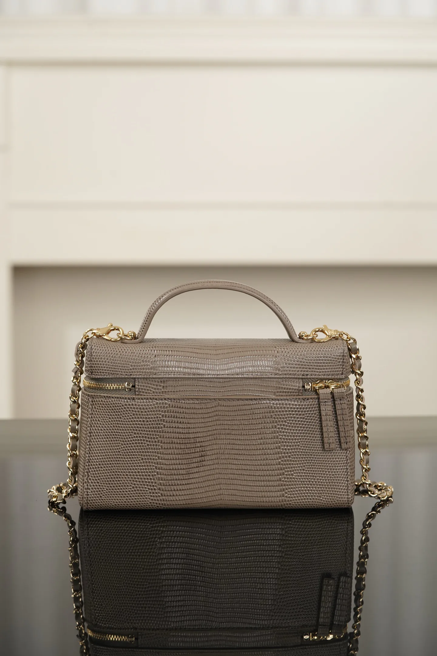 Классические Сумки Женские Chanel 17979690