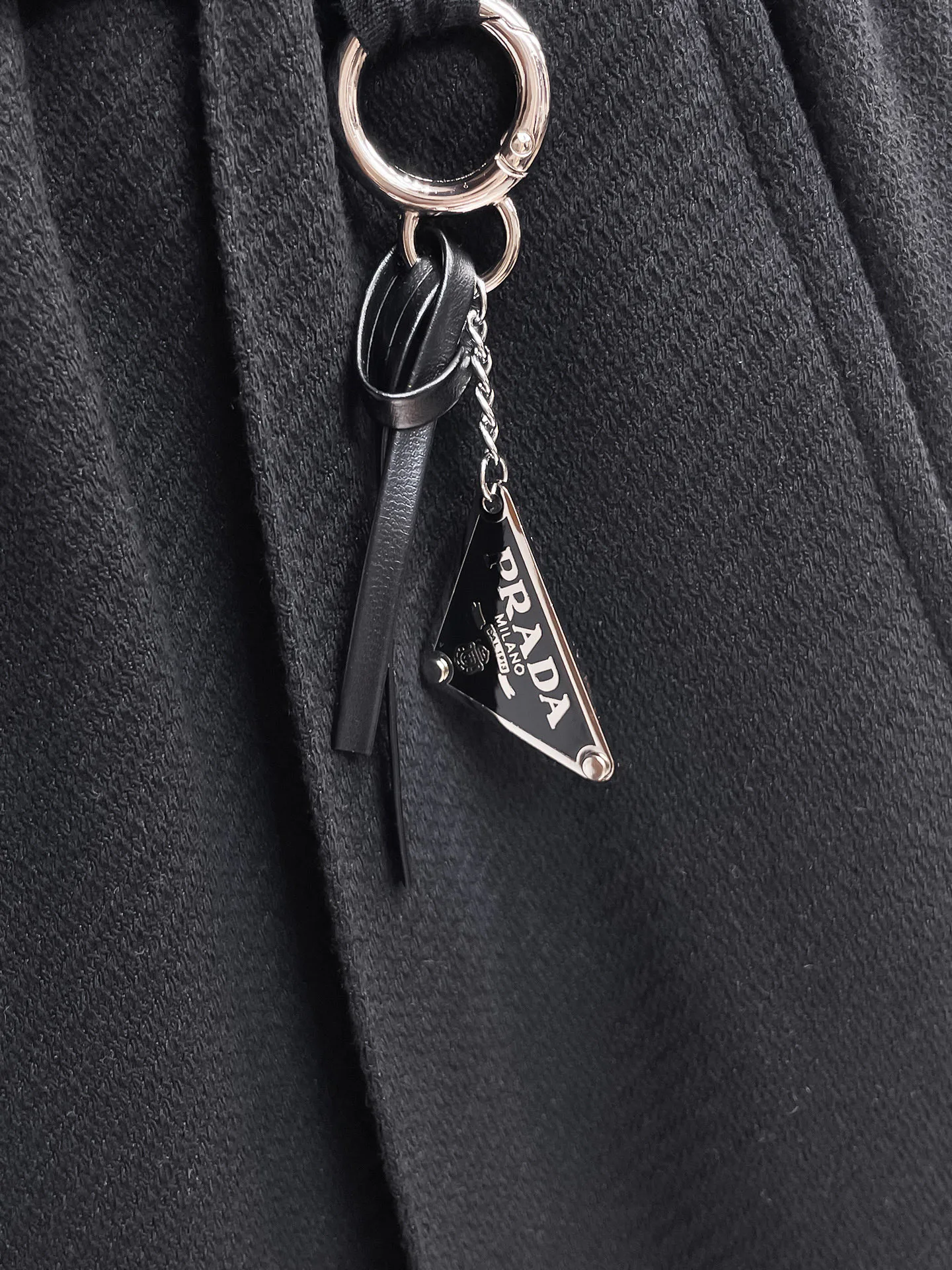 Шорты Мужские Prada 13417621