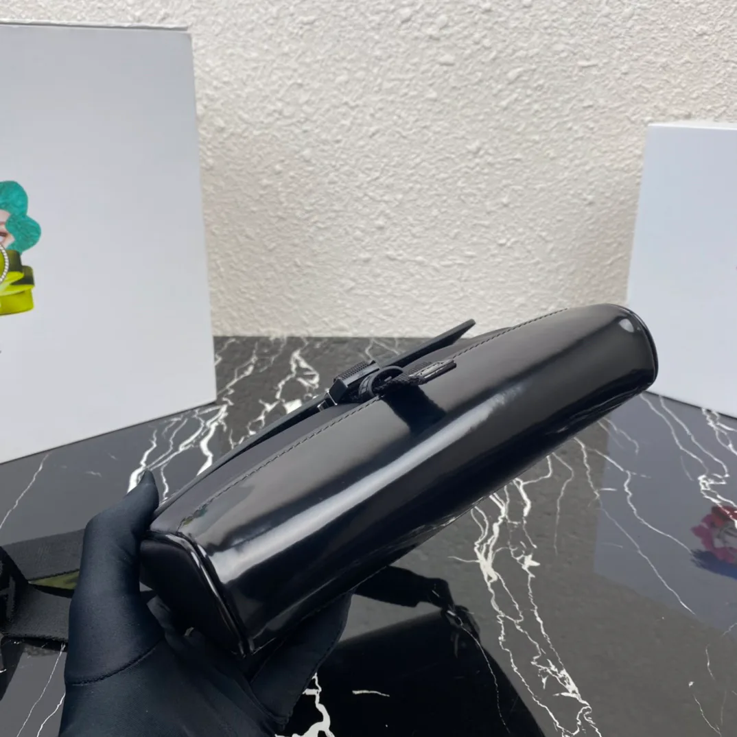 Сумки На Ремне Женские Prada 617127