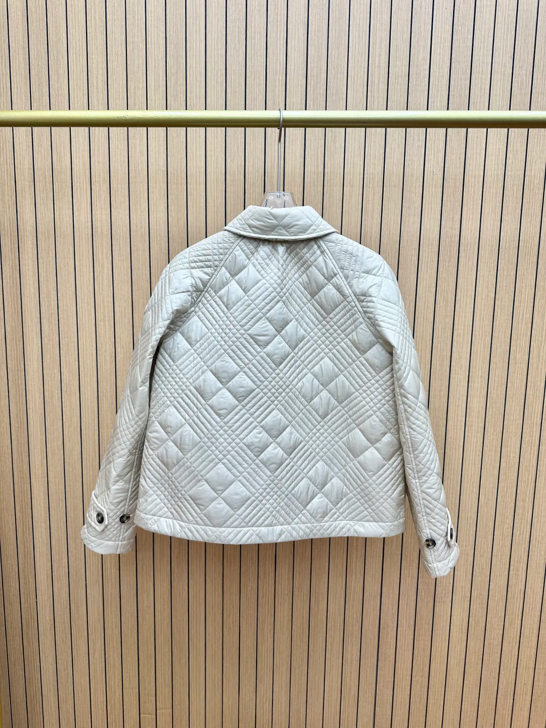 Куртки И Пуховики Женские Burberry 18807066