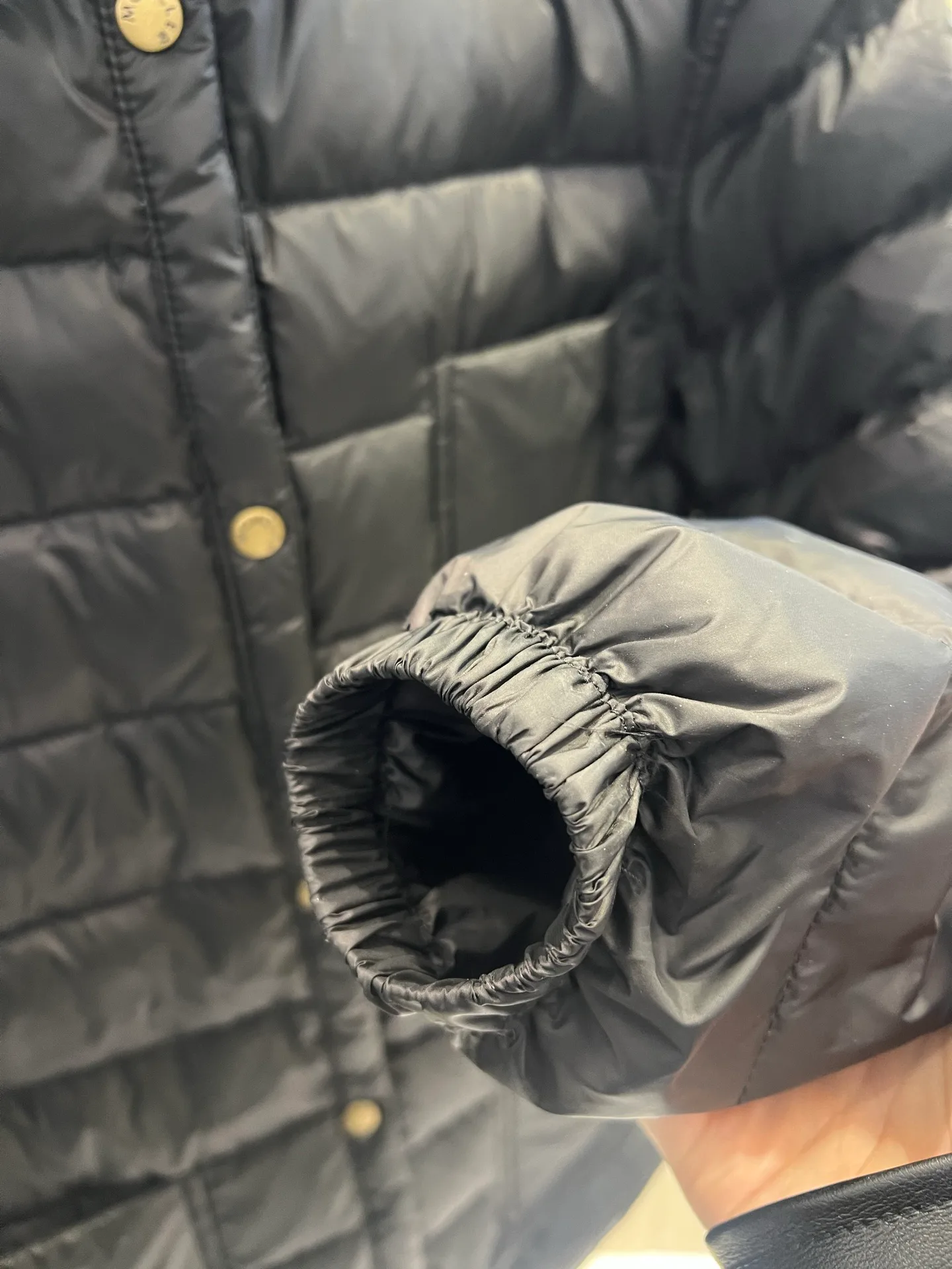 Куртки И Пуховики Мужские Moncler 18231326