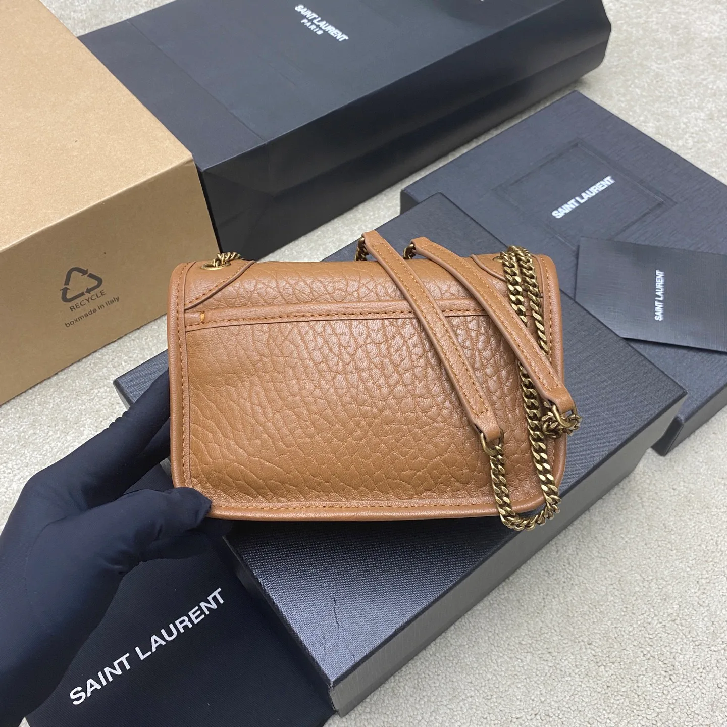 Сумки На Ремне Женские Saint Laurent 13435192