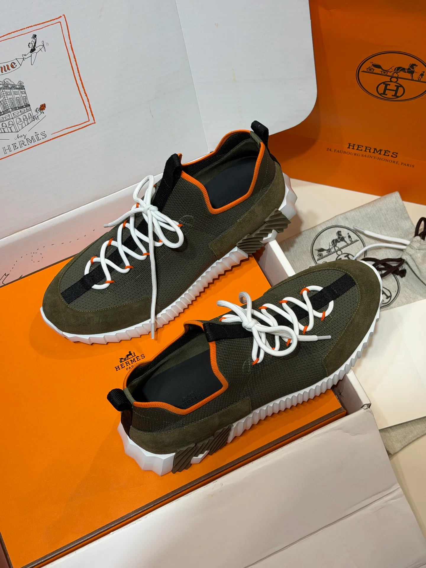 Кроссовки Женские Hermes 554600