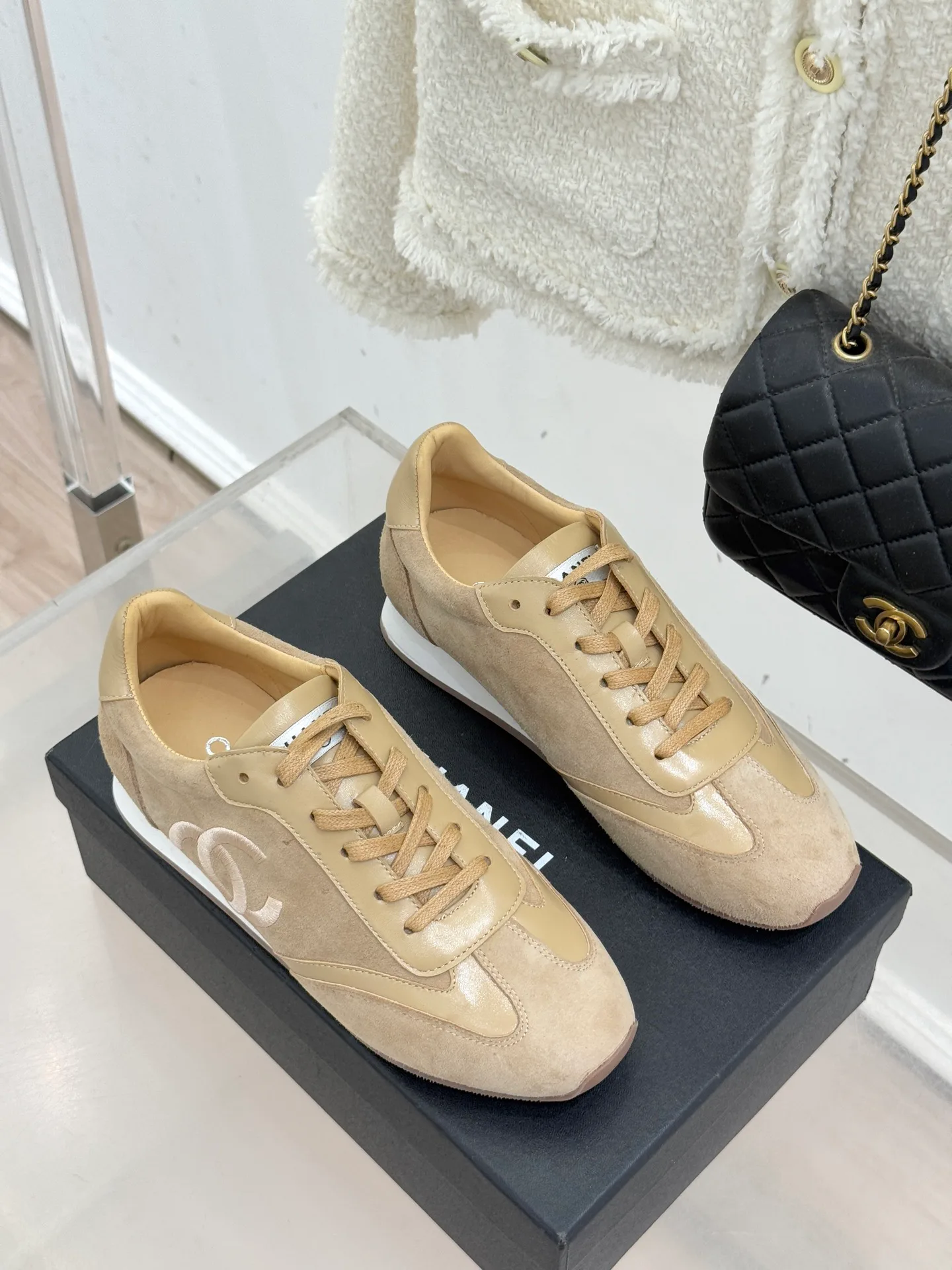 Кроссовки Женские Chanel 5605753