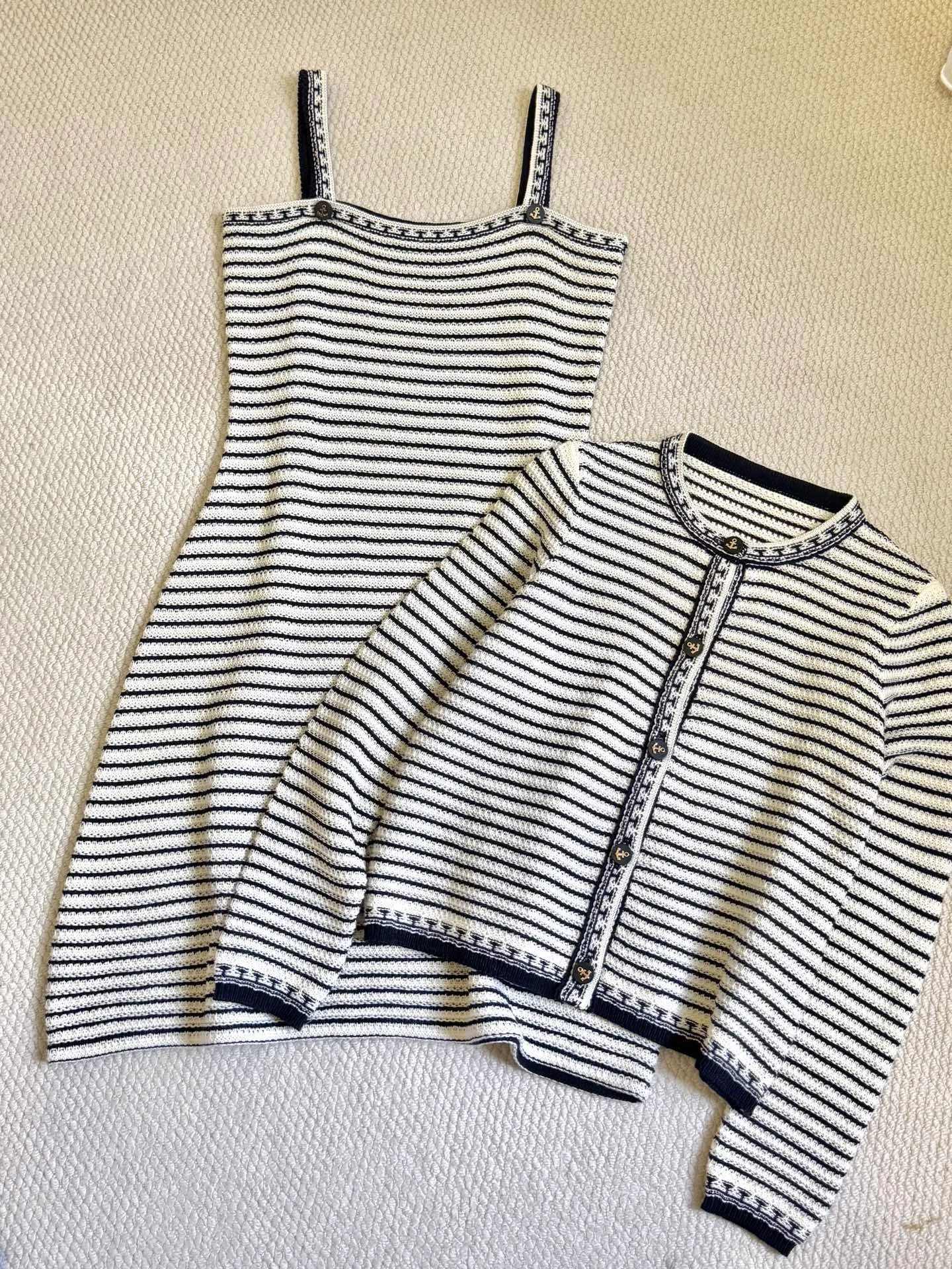 Платья Женские Christian Dior 1858111