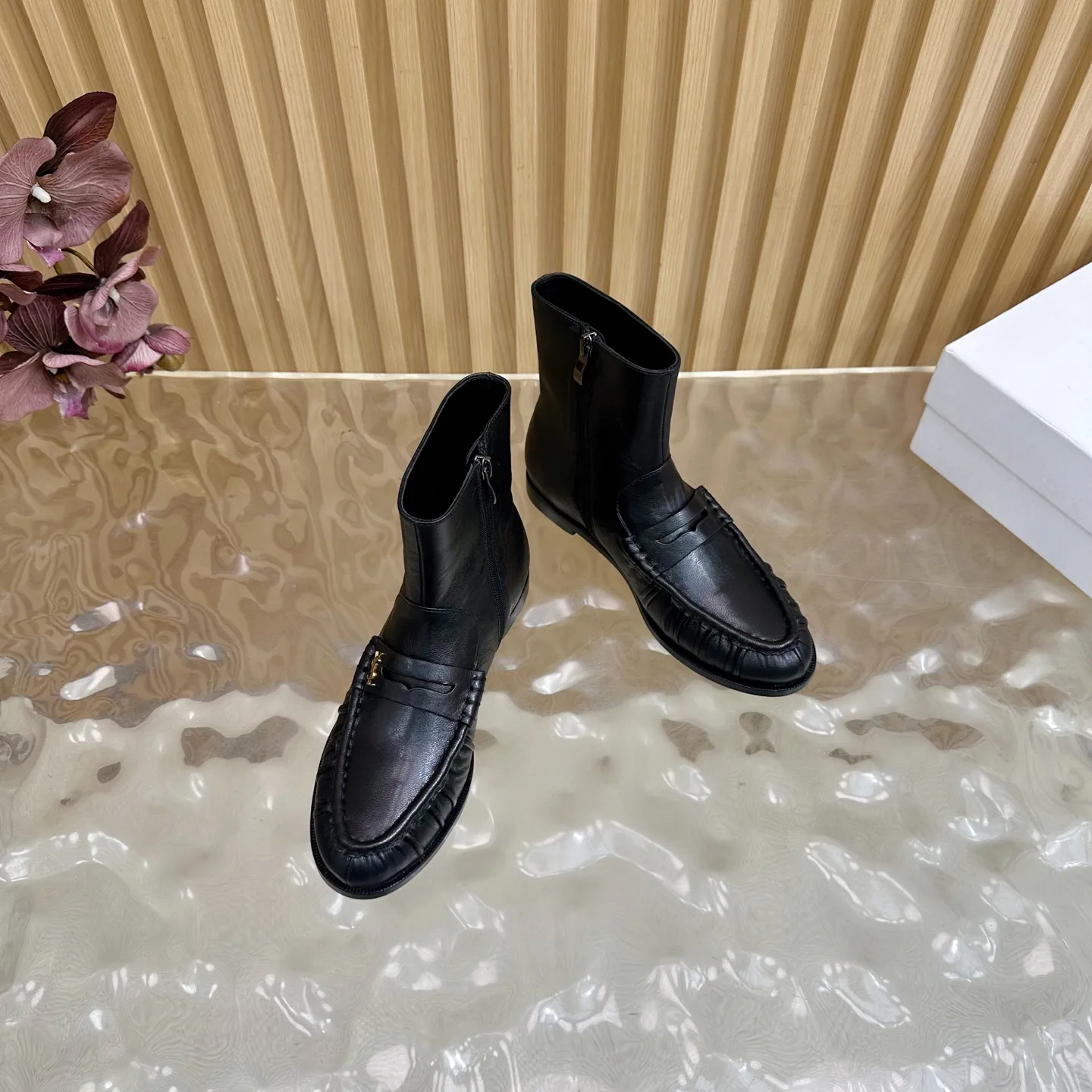 Ботинки Женские Saint Laurent 133120