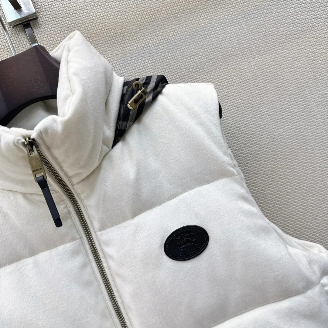 Жилеты Женские Burberry 18023673