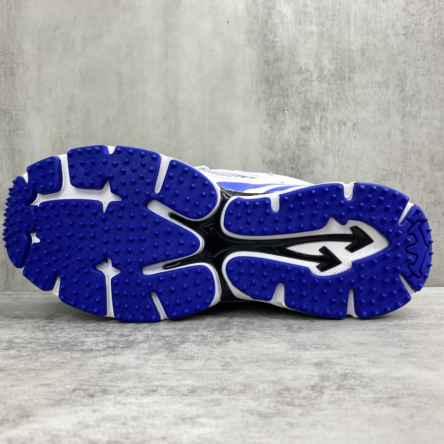 Кроссовки Женские Off-White 860541