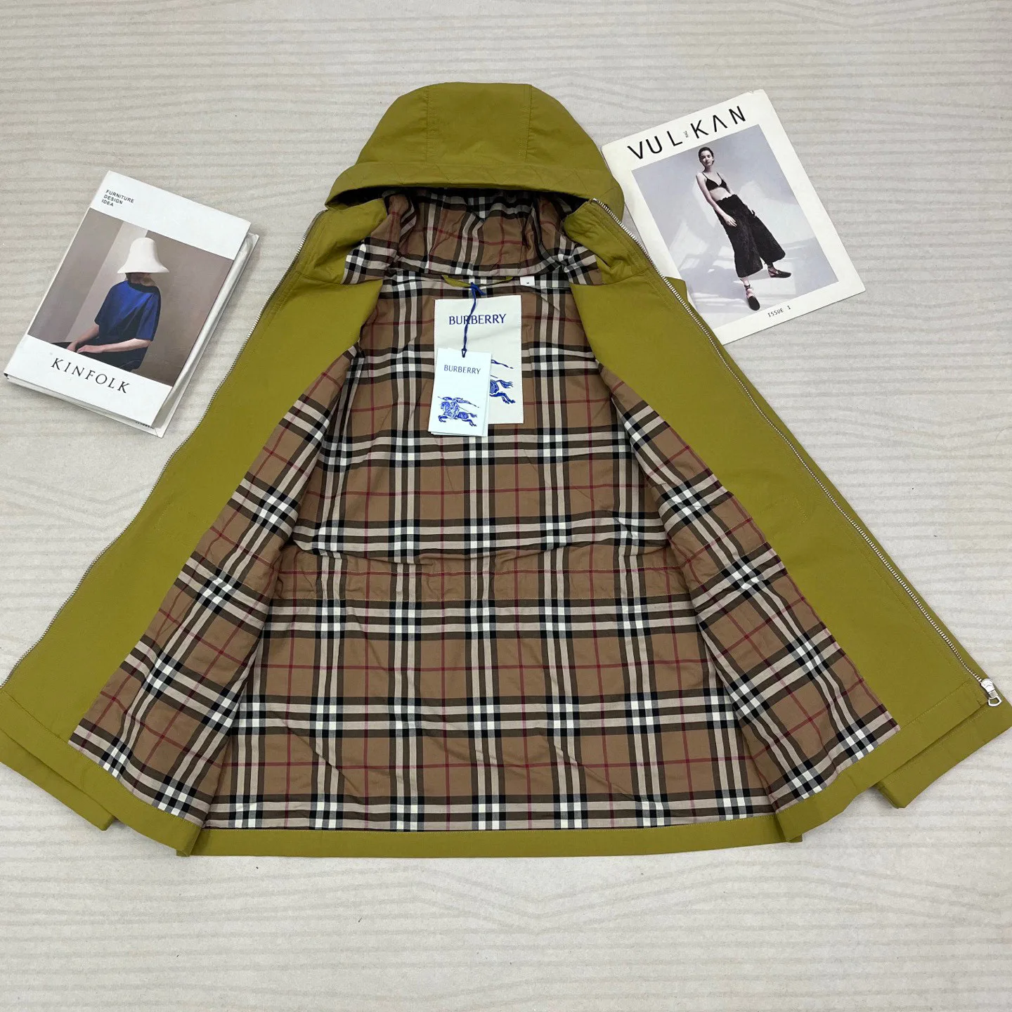 Куртки И Пуховики Женские Burberry 11214290