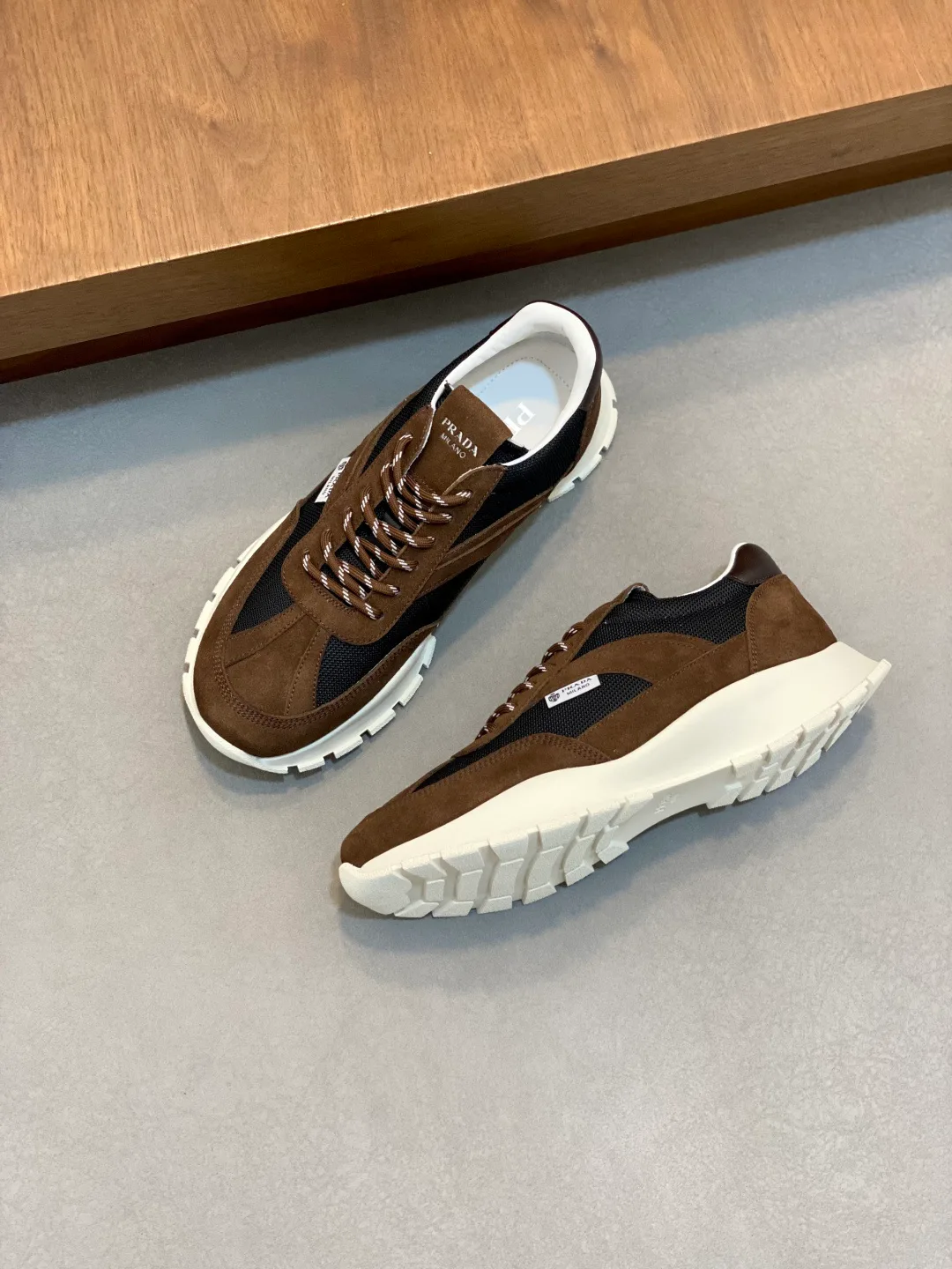 Кроссовки Мужские Prada 14316177