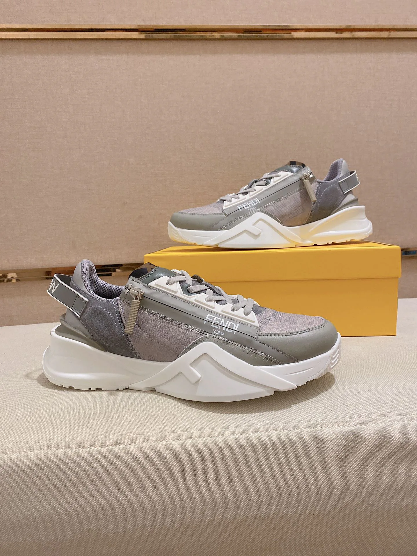 Кроссовки Мужские Fendi 77555