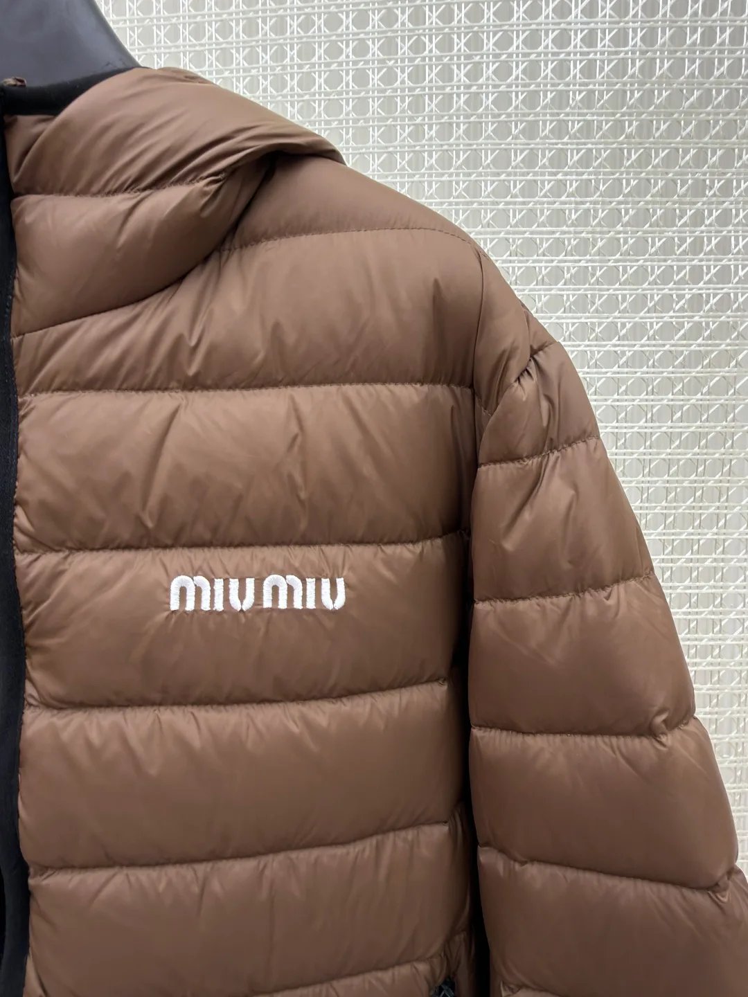 Куртки И Пуховики Женские Miu Miu 18612900