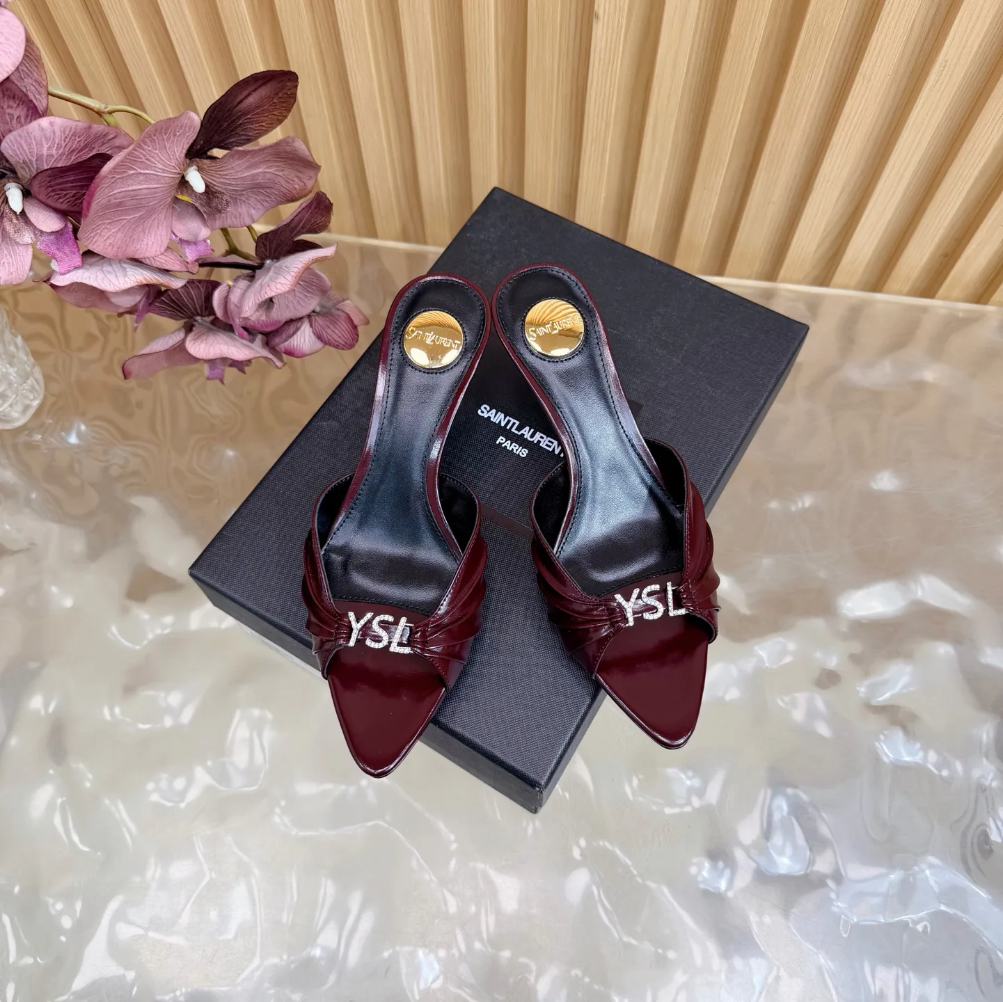 Босоножки Женские Saint Laurent 11660279
