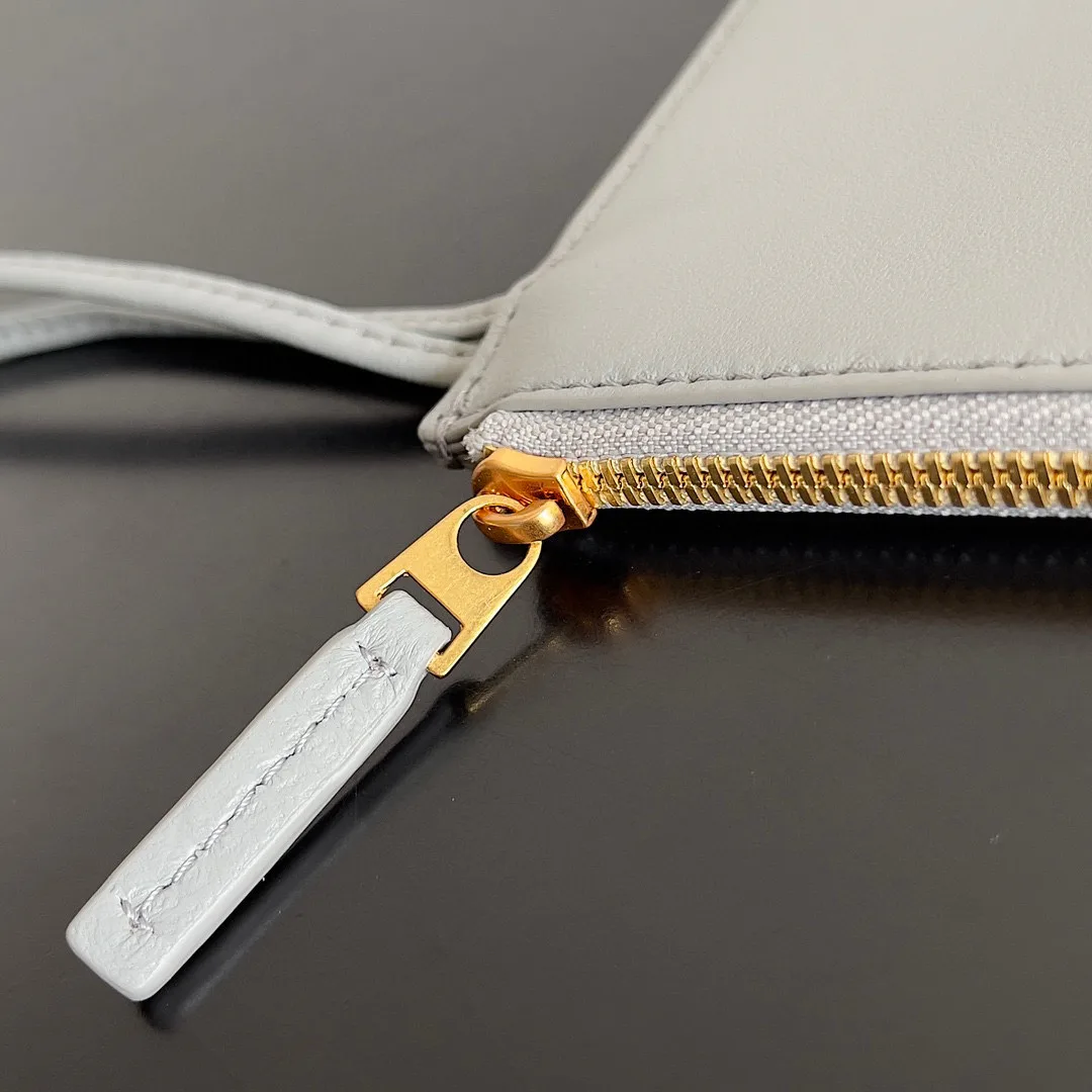 Классические Сумки Женские Bottega Veneta 11387803