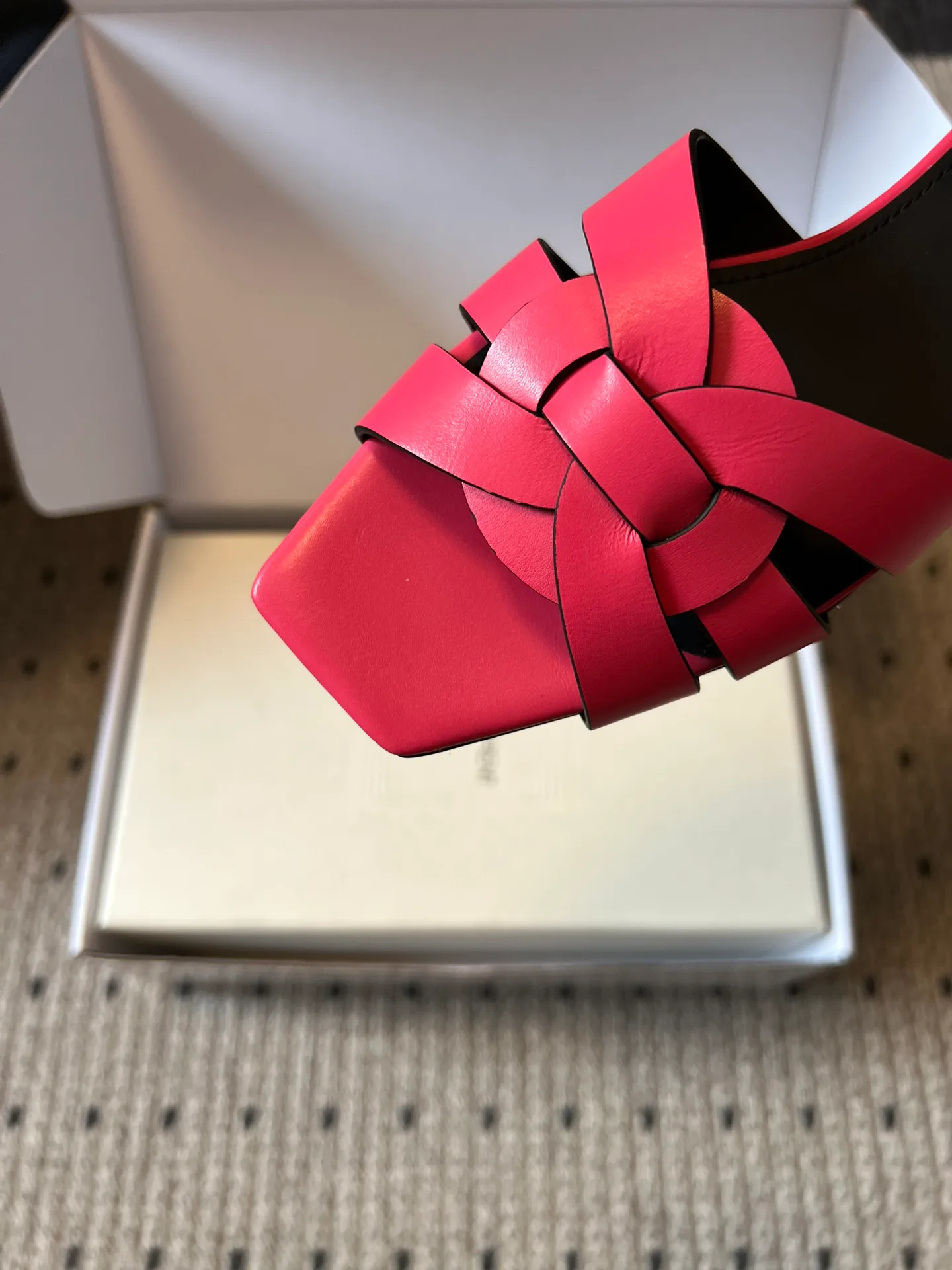 Сандалии Женские Saint Laurent 11239381