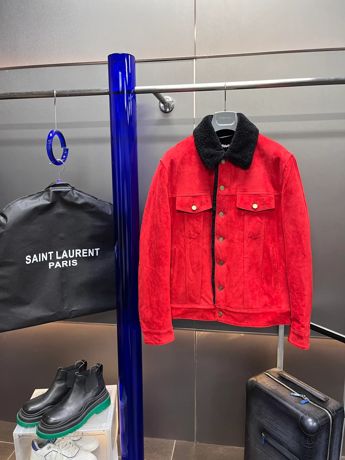 Куртки И Пуховики Мужские Saint Laurent 444224