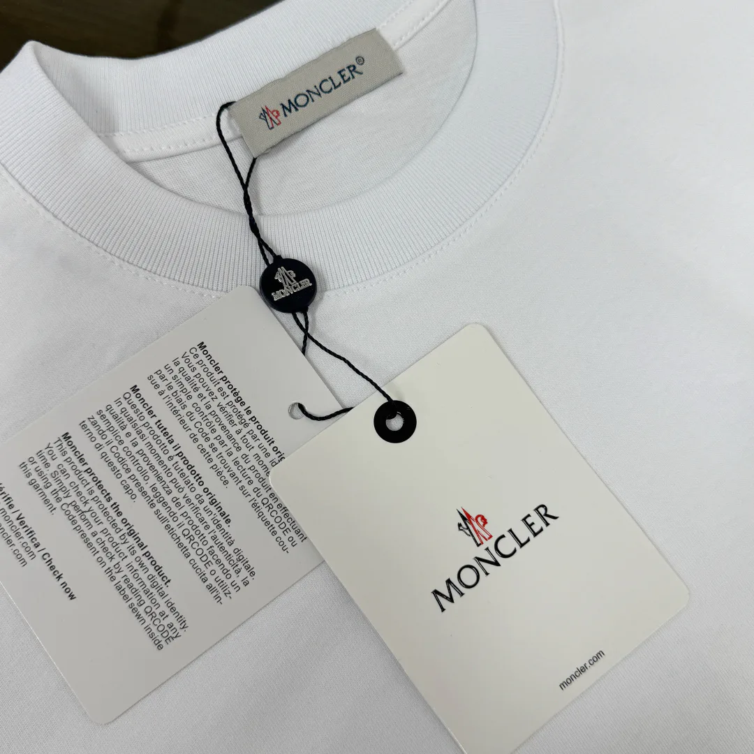 Футболки Женские Moncler 10292165