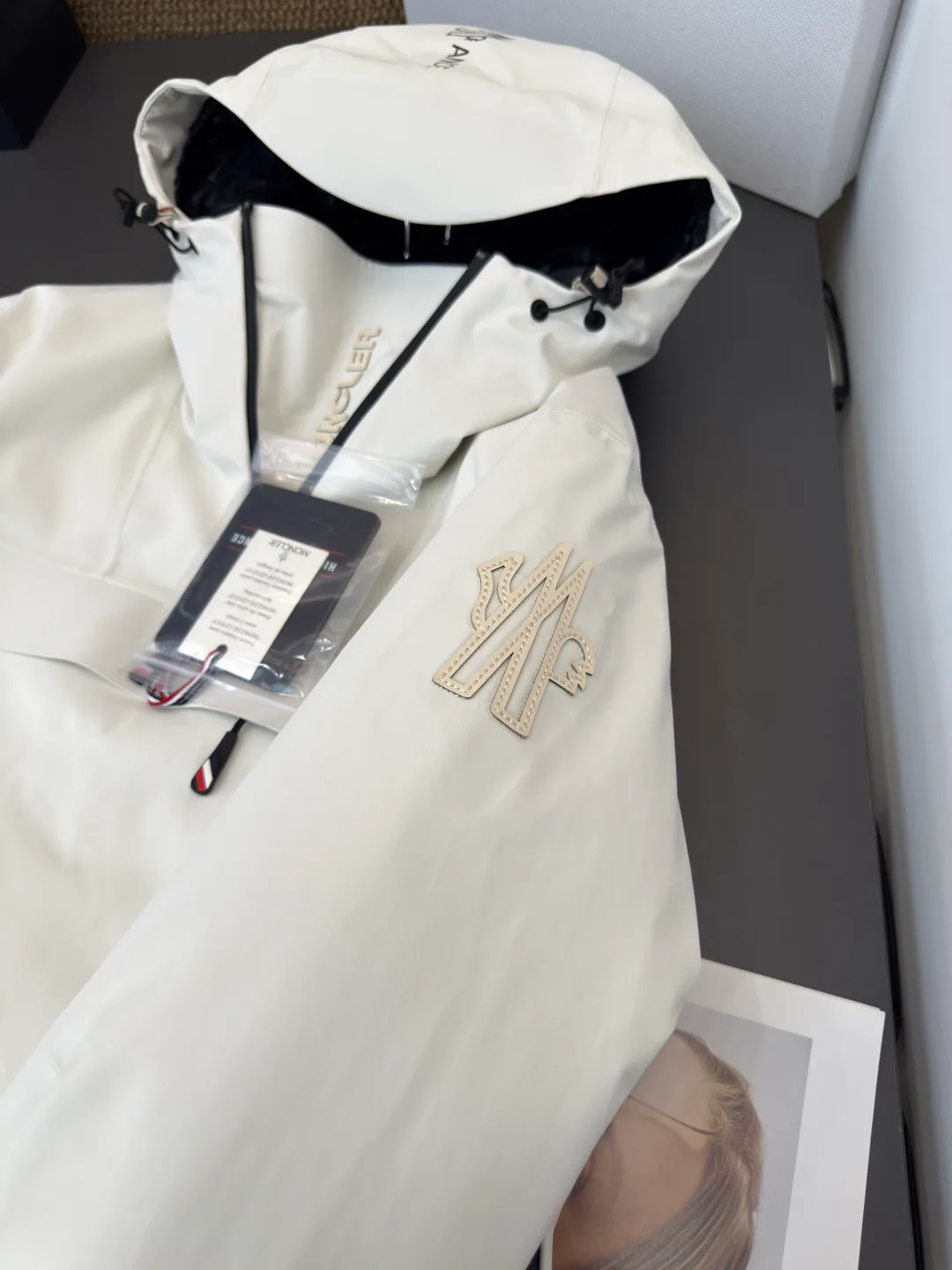 Куртки И Пуховики Женские Moncler 19580631