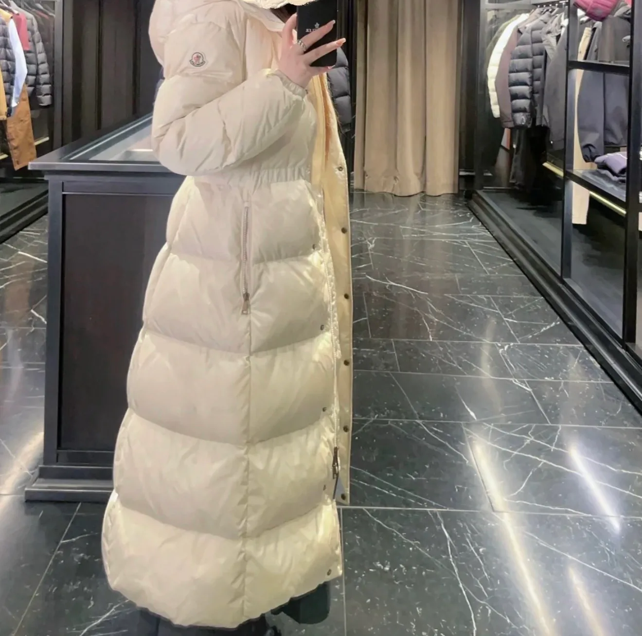 Куртки И Пуховики Женские Moncler 18111771