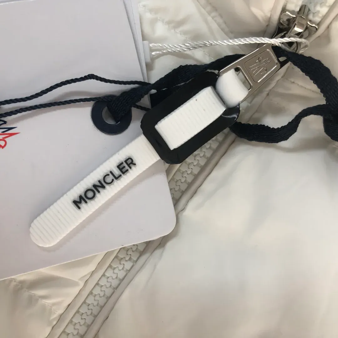 Куртки И Пуховики Мужские Moncler 375447