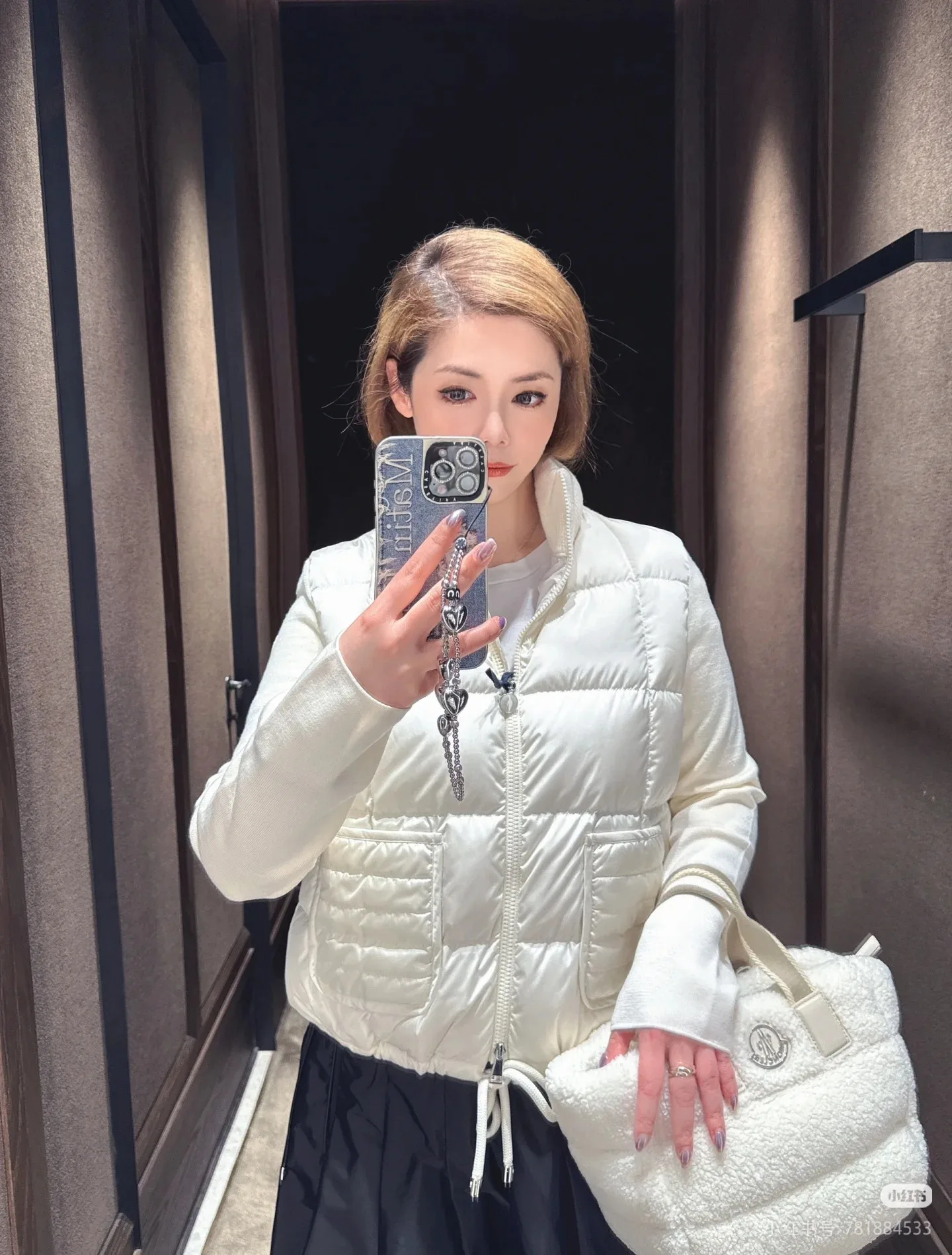Куртки И Пуховики Женские Moncler 18044312