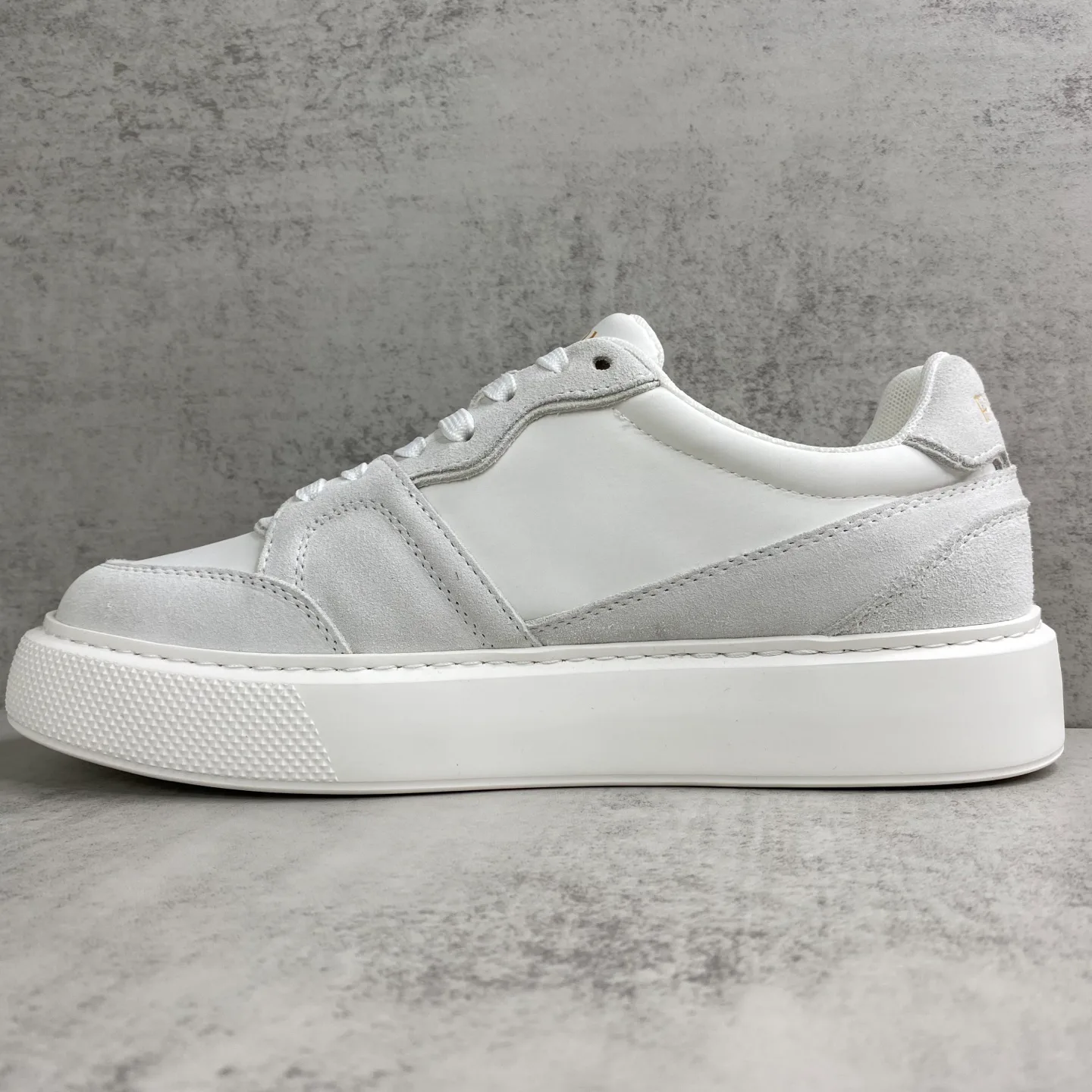 Кроссовки Мужские Prada 11679464