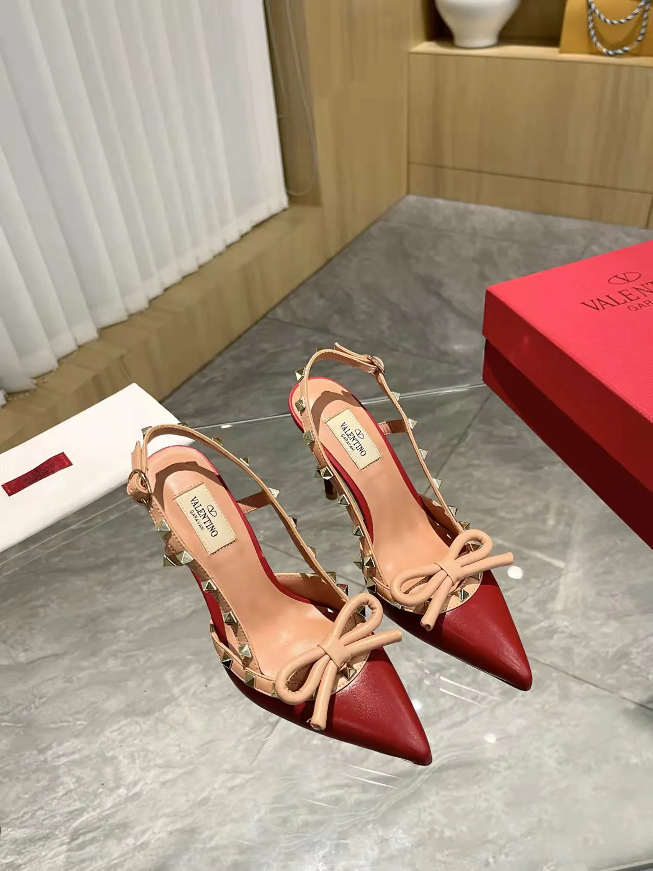 Босоножки Женские Valentino 11602175