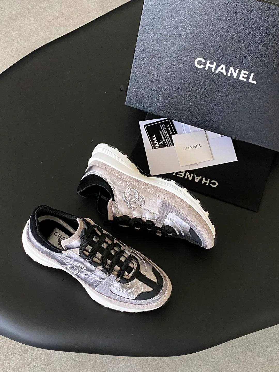 Кроссовки Женские Chanel 19044367
