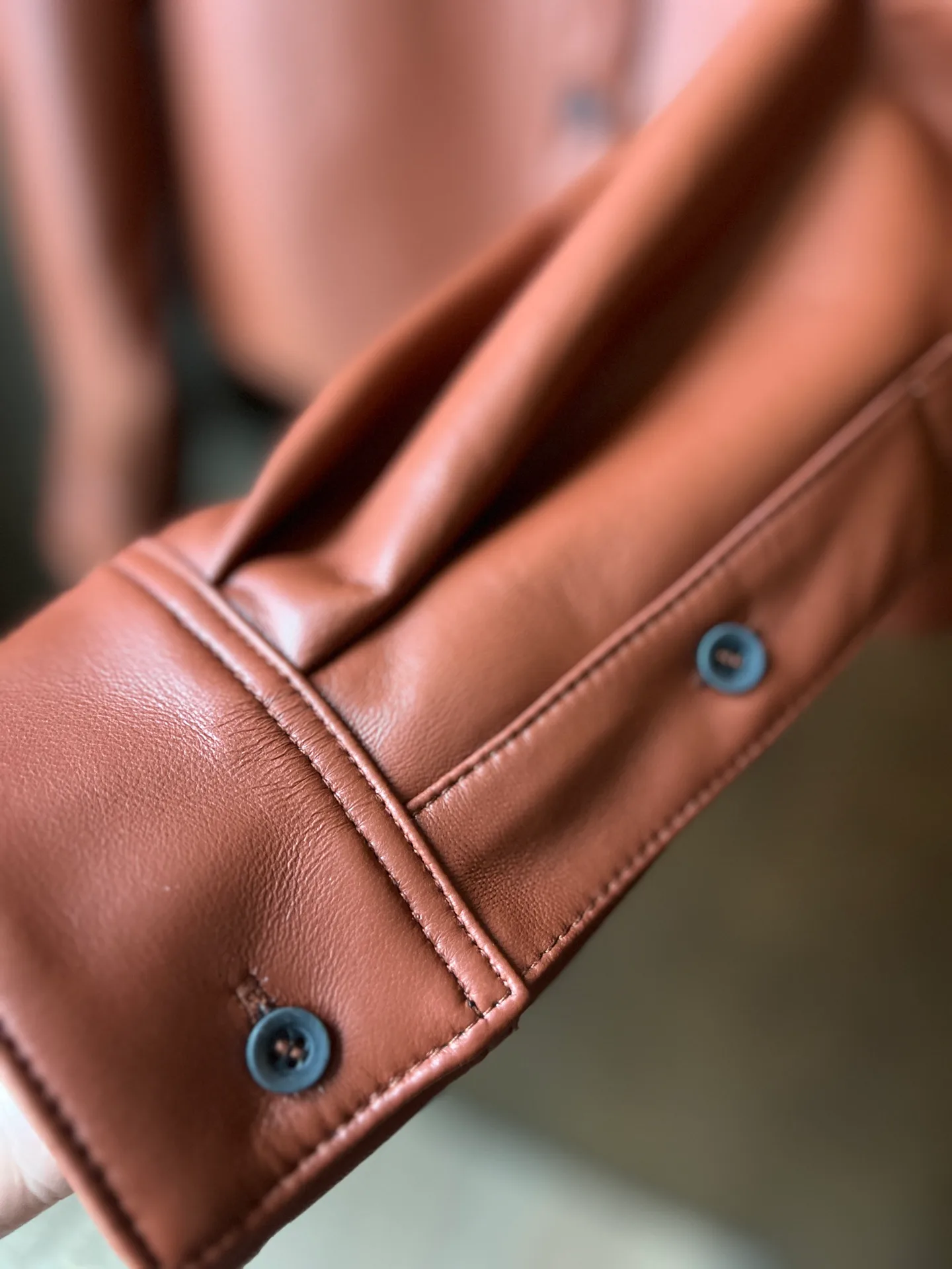 Кожаные Куртки И Дублёнки Женские Miu Miu 9101725