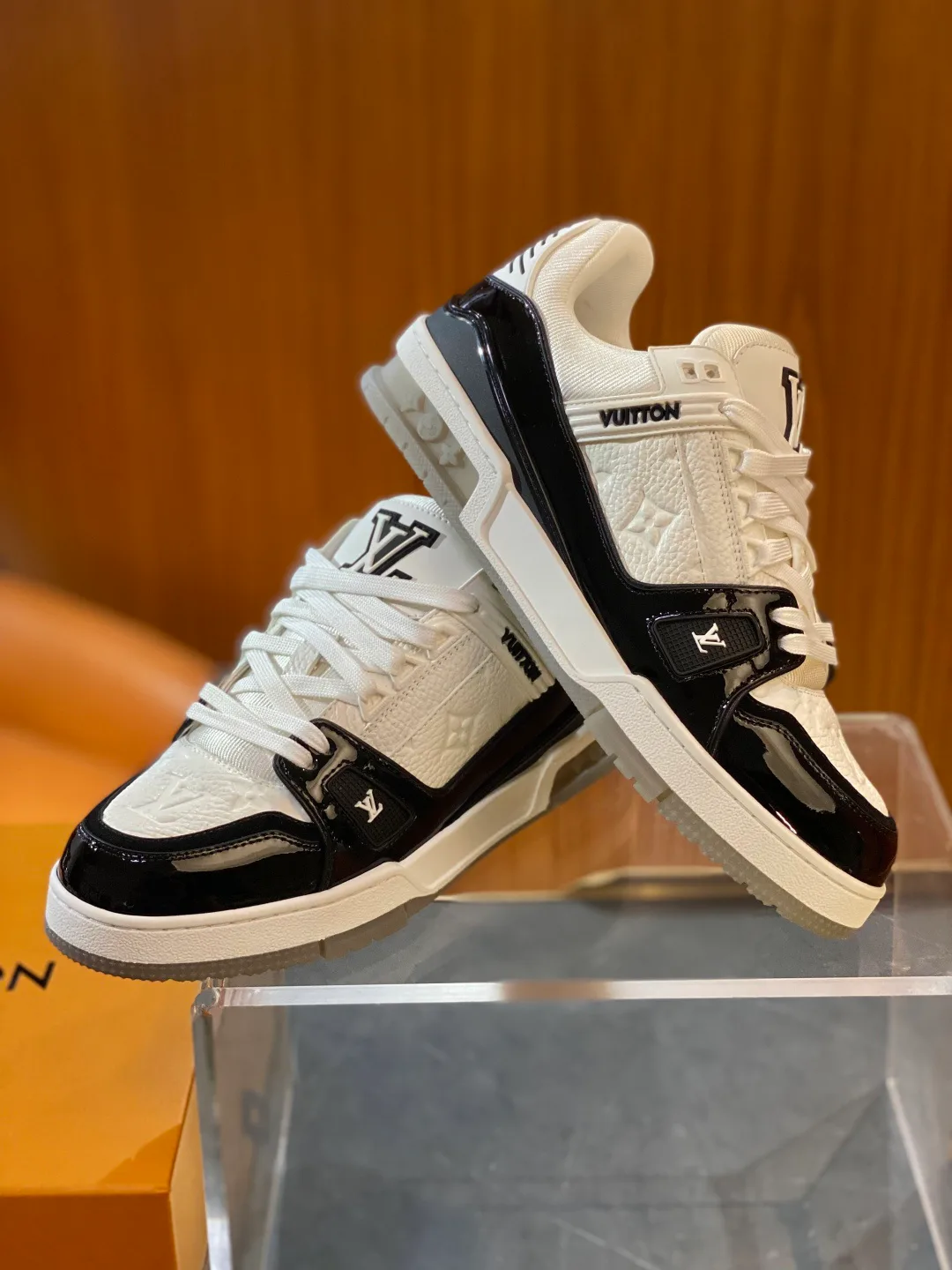 Кроссовки Женские Louis Vuitton 287984