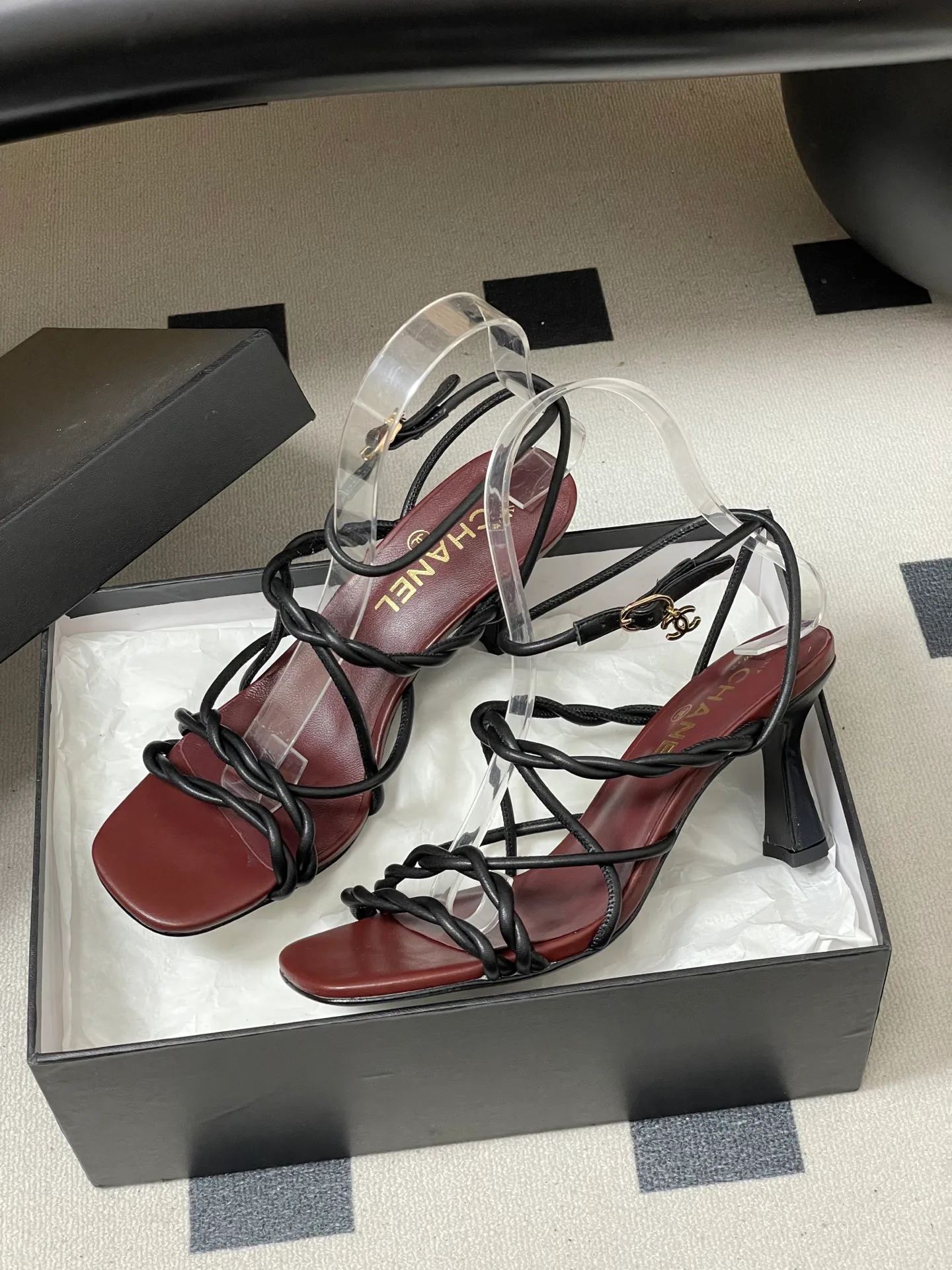 Босоножки Женские Chanel 12837402