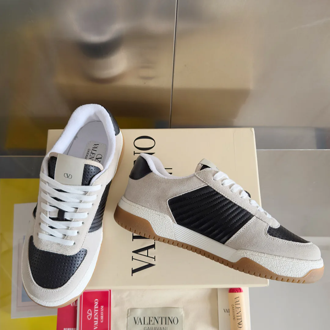 Кроссовки Женские Valentino 217591