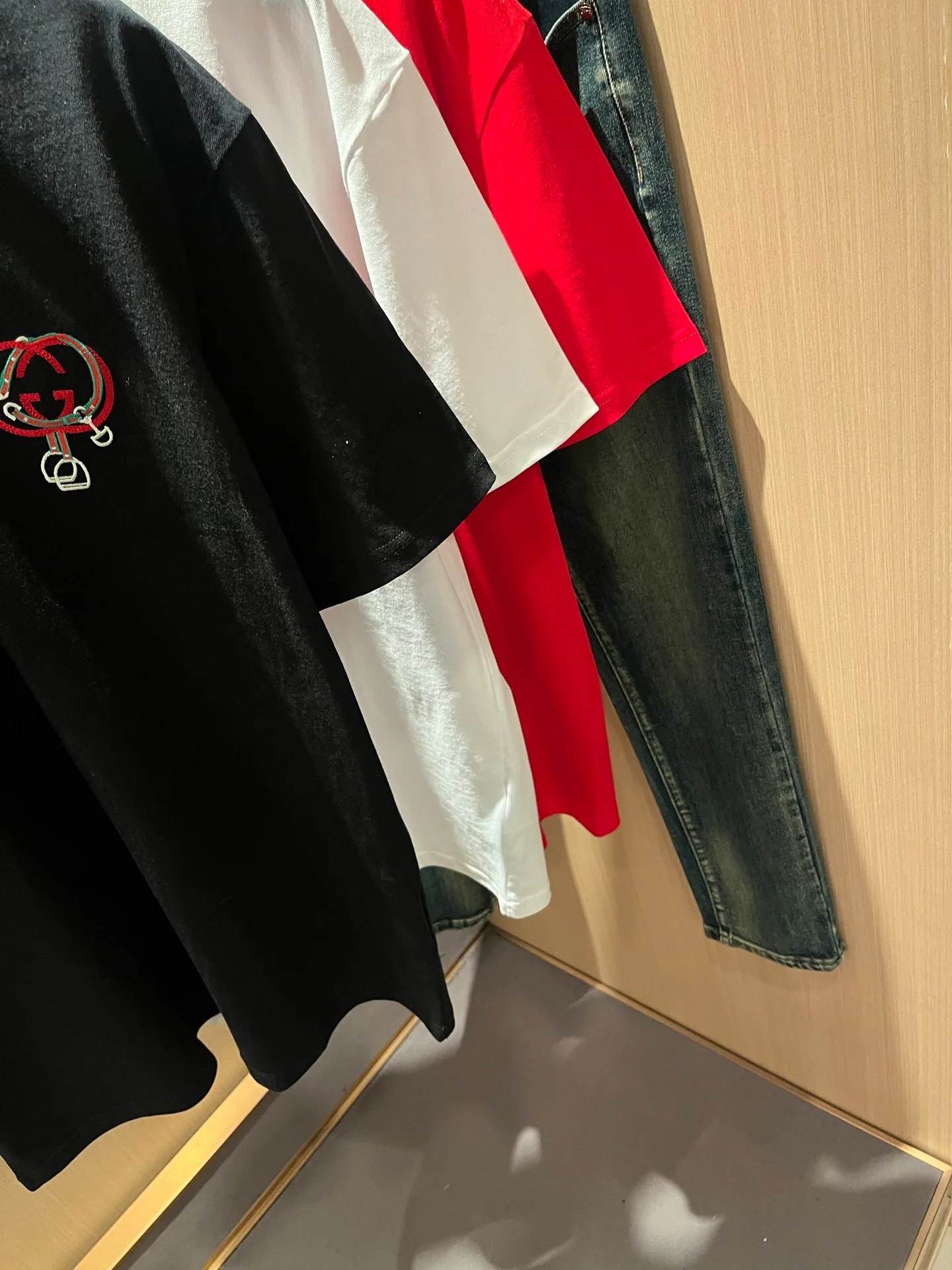 Футболки Женские Gucci 869427