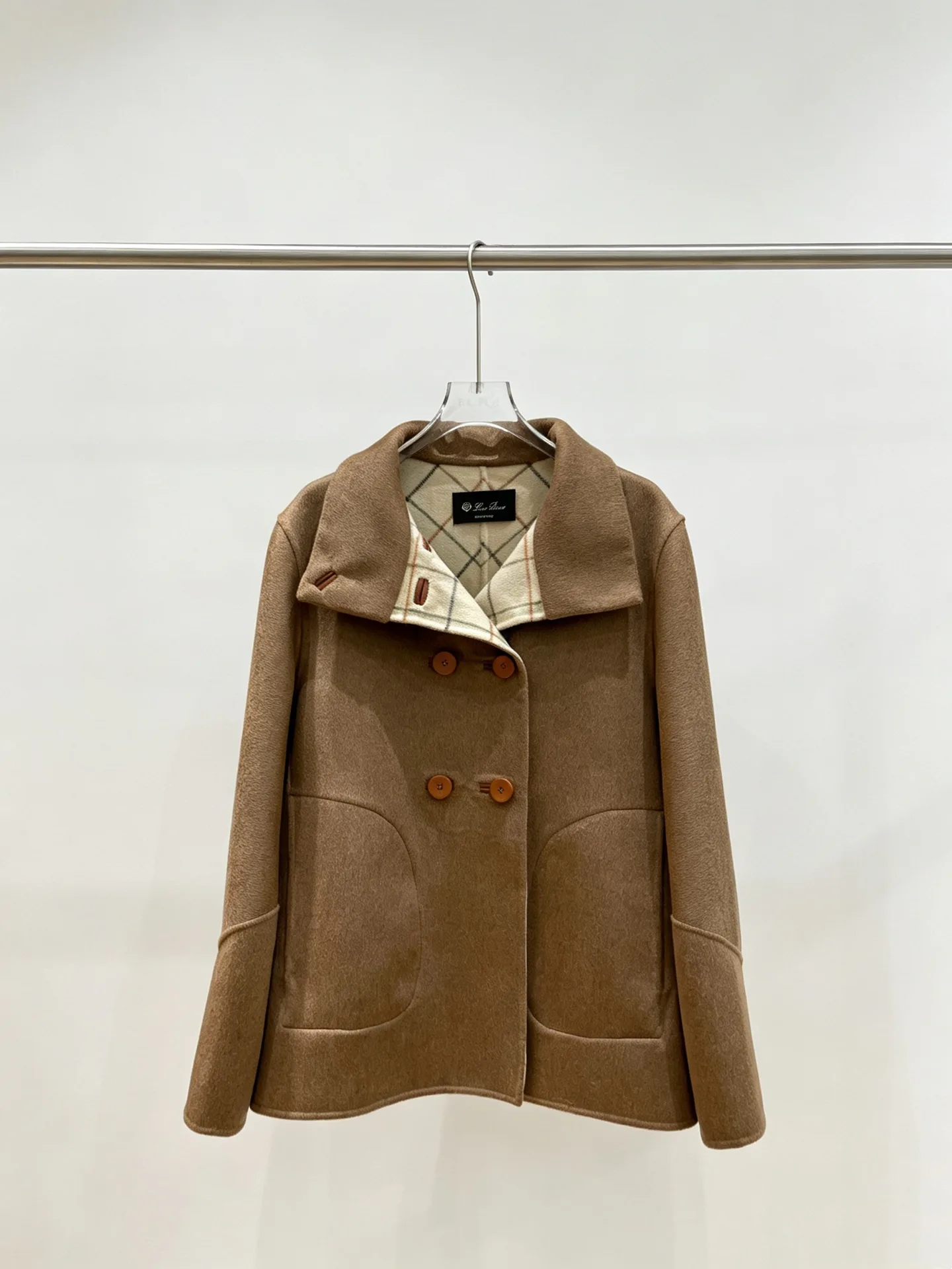 Пальто Женские Loro Piana 18936576