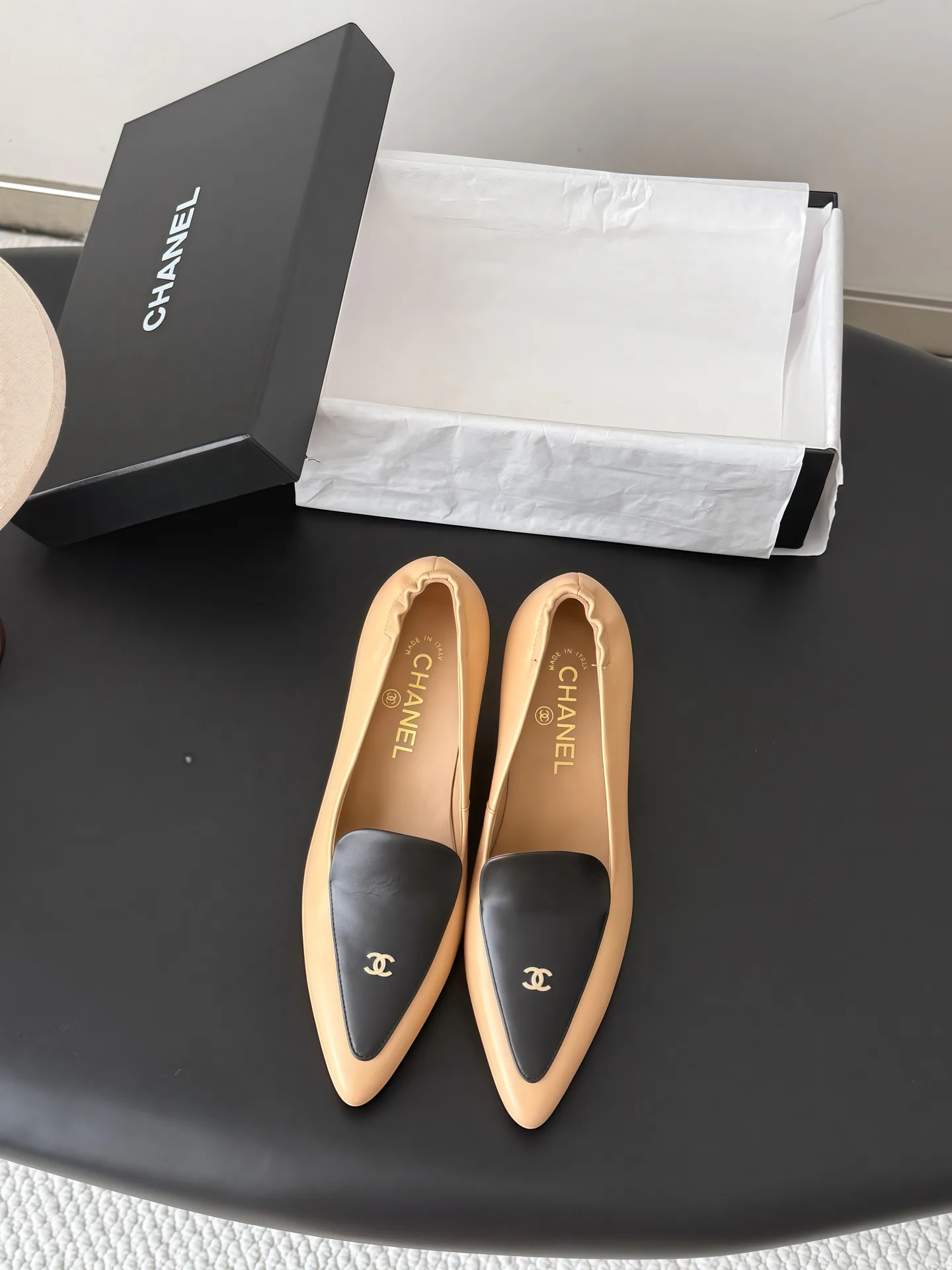 Туфли Женские Chanel 18053692